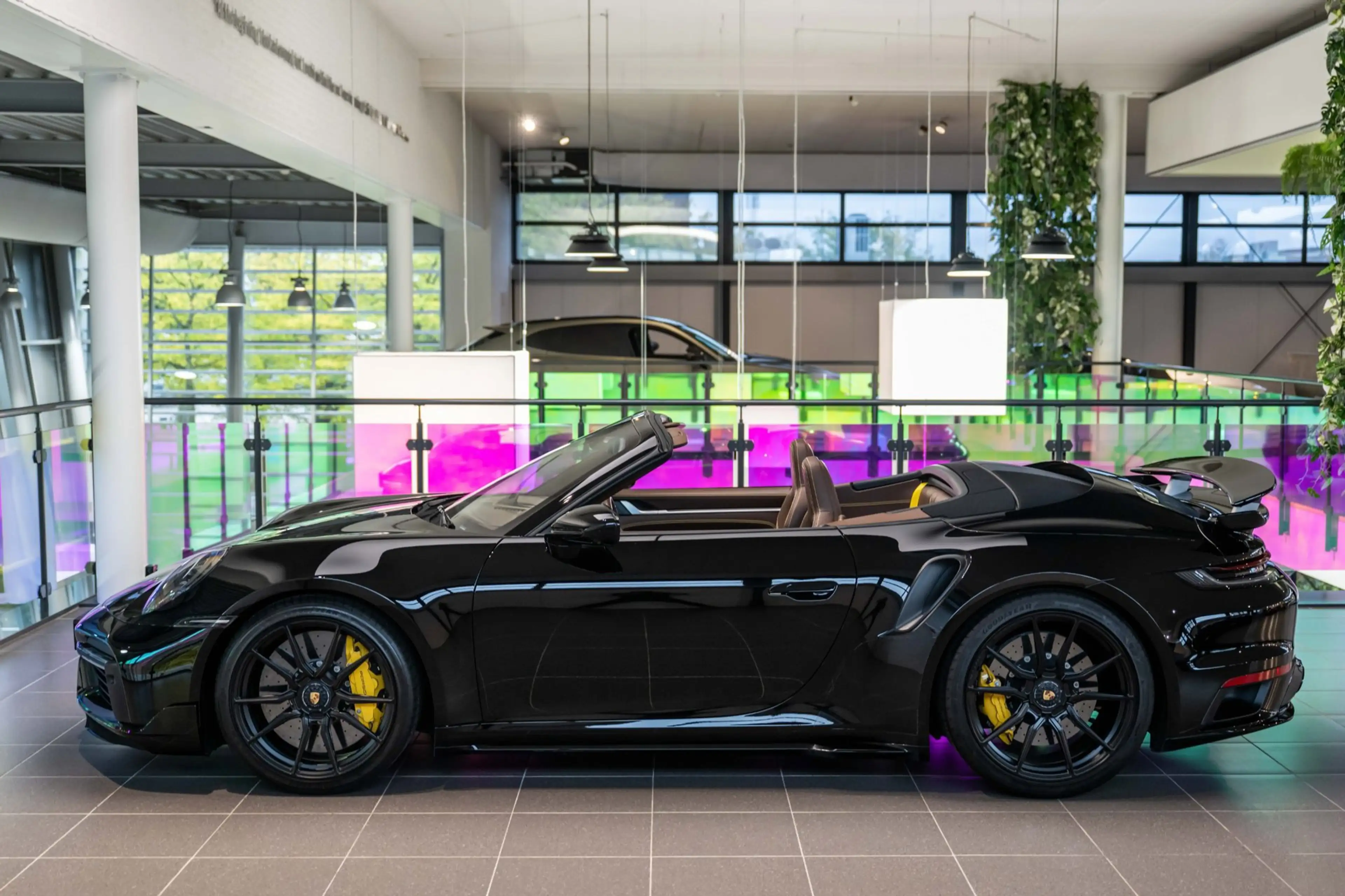 Porsche 992 992 Turbo S Cabrio — photo 2