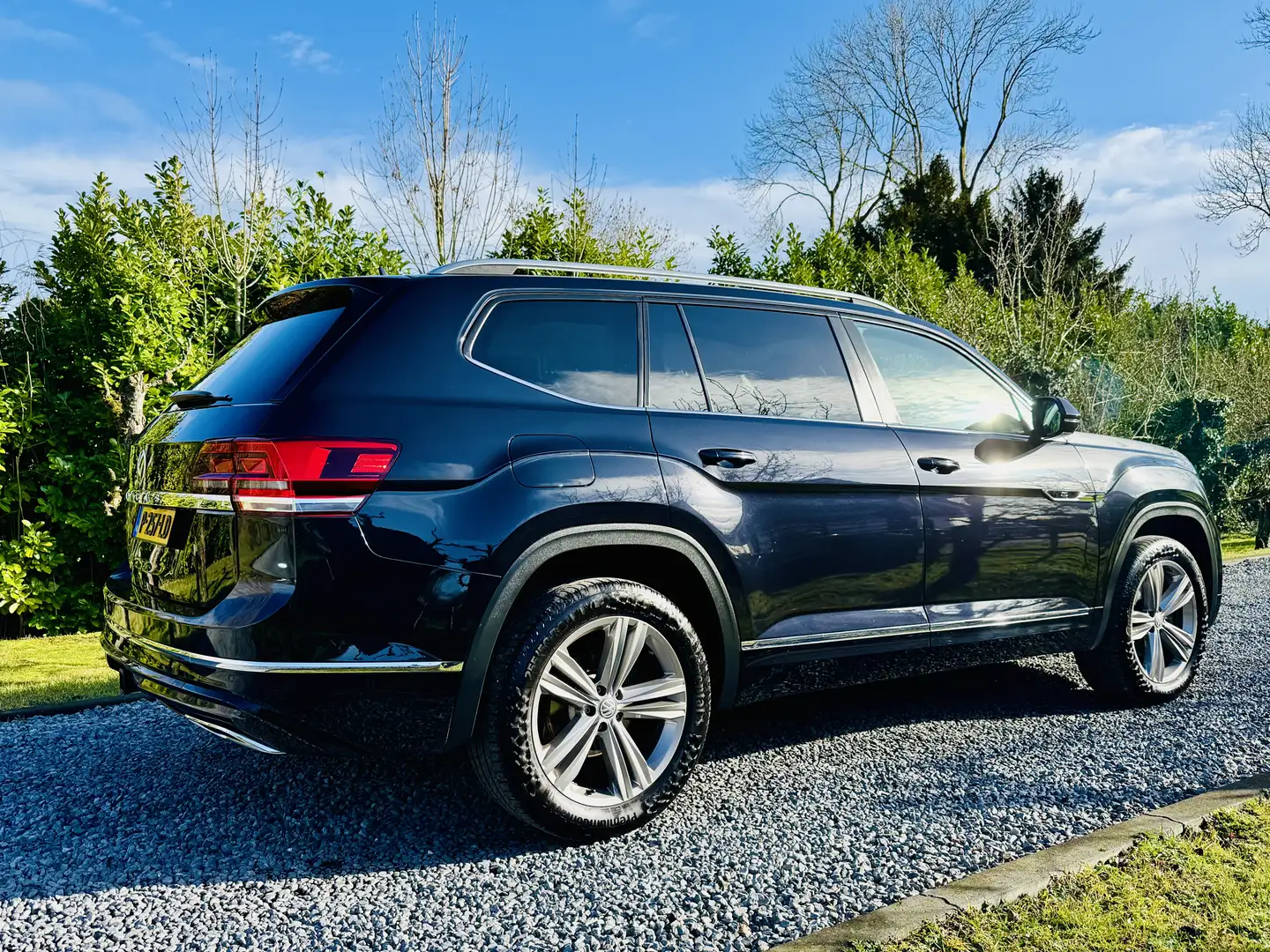 Volkswagen Atlas 3,6 V6 FSI R-Line SEL 7persoons, automaat Negro - 2