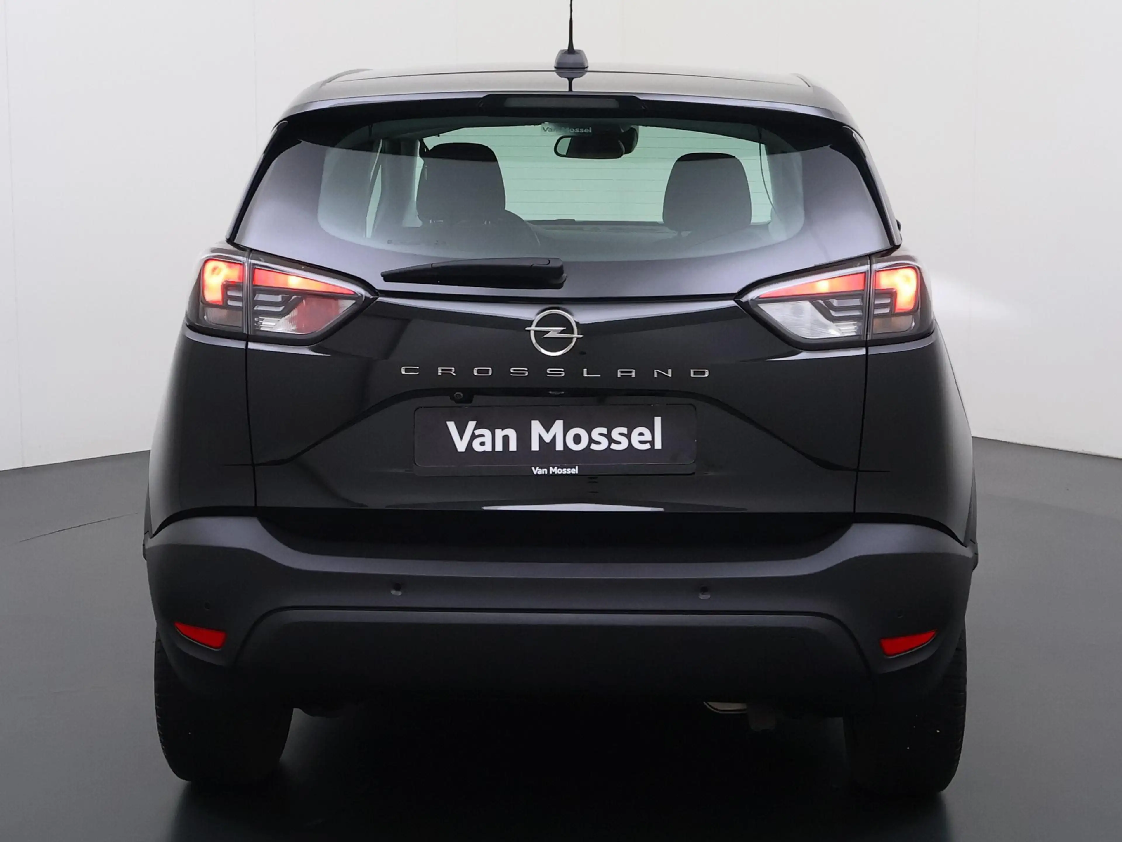 Opel Crossland 1.2 Edition — photo 6