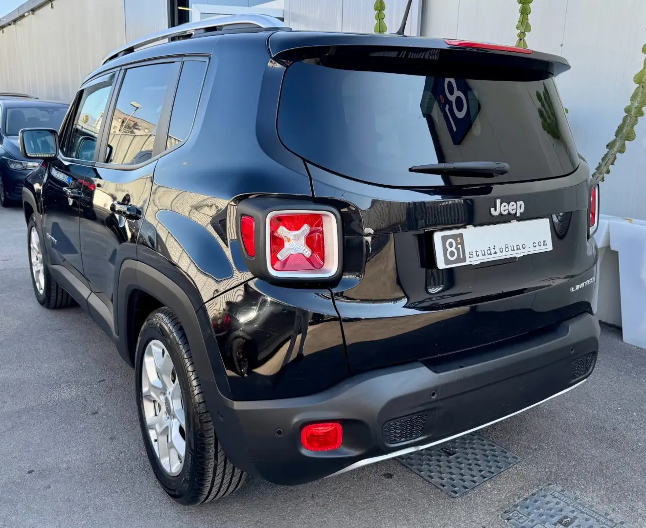 Jeep Renegade 1.6 Mjt DDCT 120 CV Limited Nero - 2
