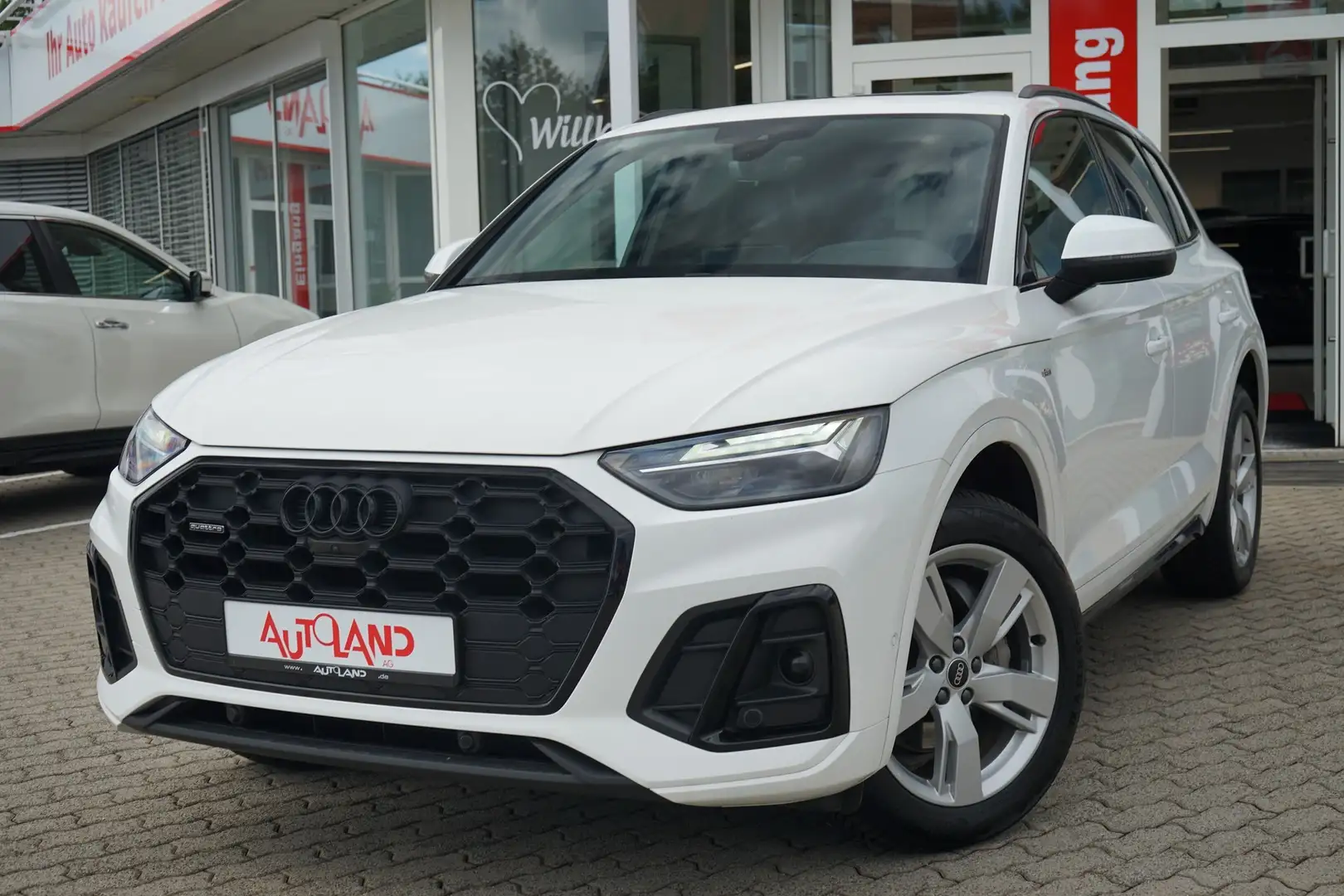 Audi Q5 40 TDI S-Line quattro s-tronic LED Navi AHK Weiß - 2
