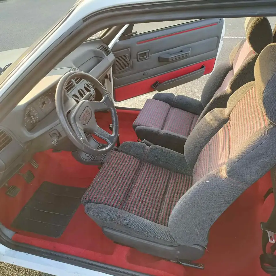 Peugeot 205 1.6 GTi, foto 11