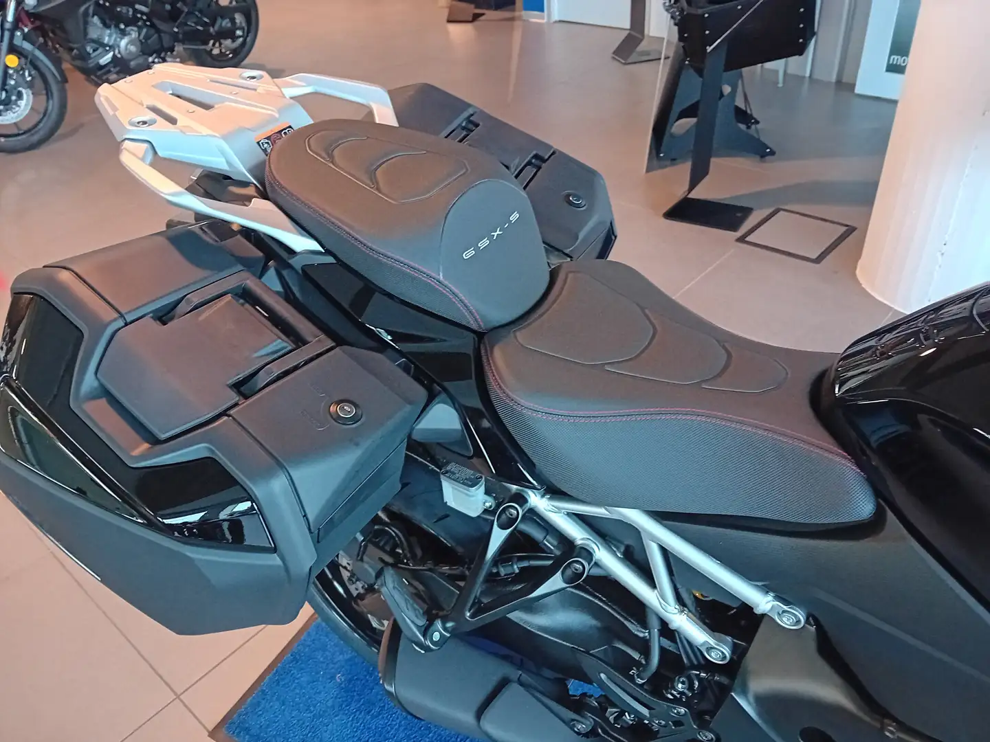 Suzuki GSX-S 1000GX TOURING Nero - 2