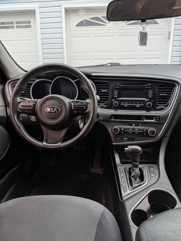 Kia Optima снимка Kia Optima