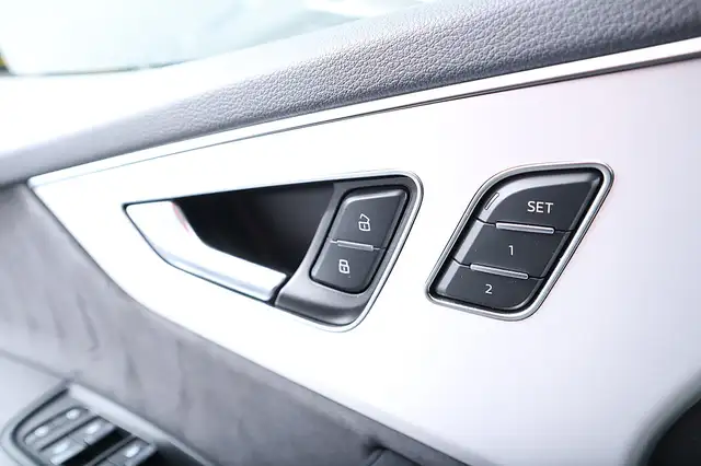 Audi Q7 55 TFSI e PHEV quattro*Sline*LUFT*HUD*ASSIST*SO... Ansicht 21