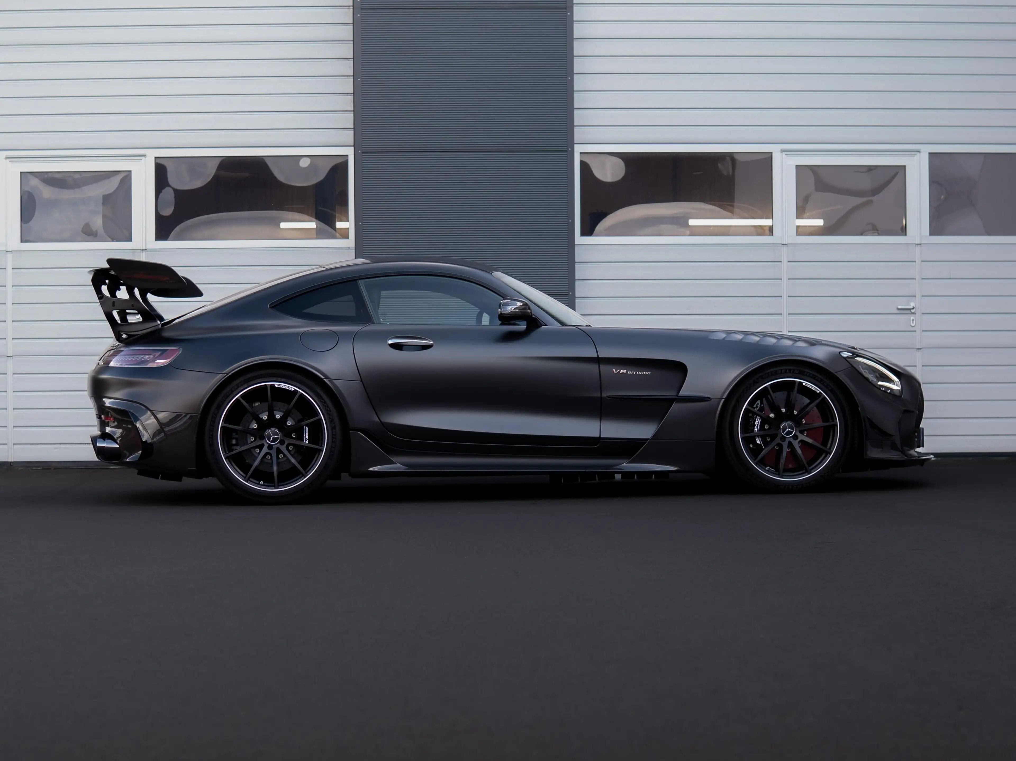 Mercedes-Benz AMG GT Coupe Black Series — photo 3