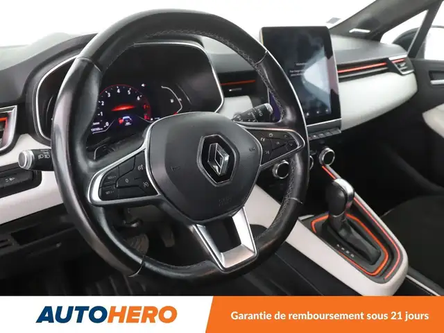 Renault Clio view 11