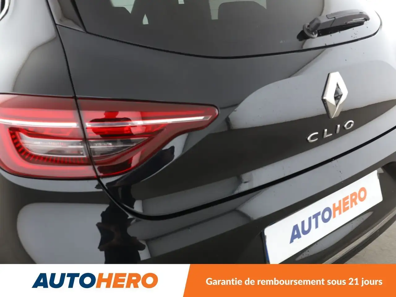 Renault Clio Citadine 5 portes — photo 32
