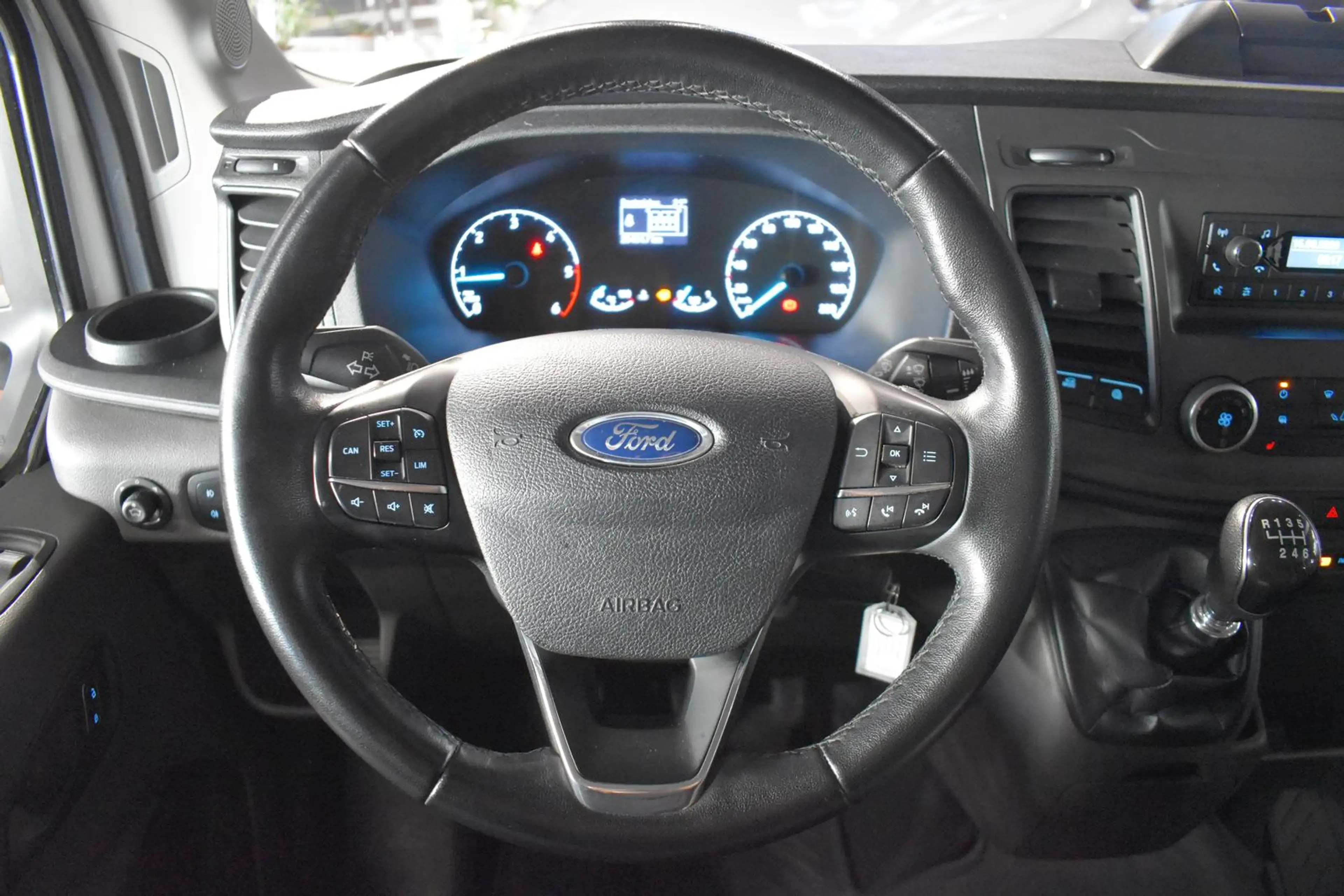 Ford Transit 350 4X4 ALLRAD L3 MAXI DOKA AHK3,5T GRA AC ELEKTRI — photo 15