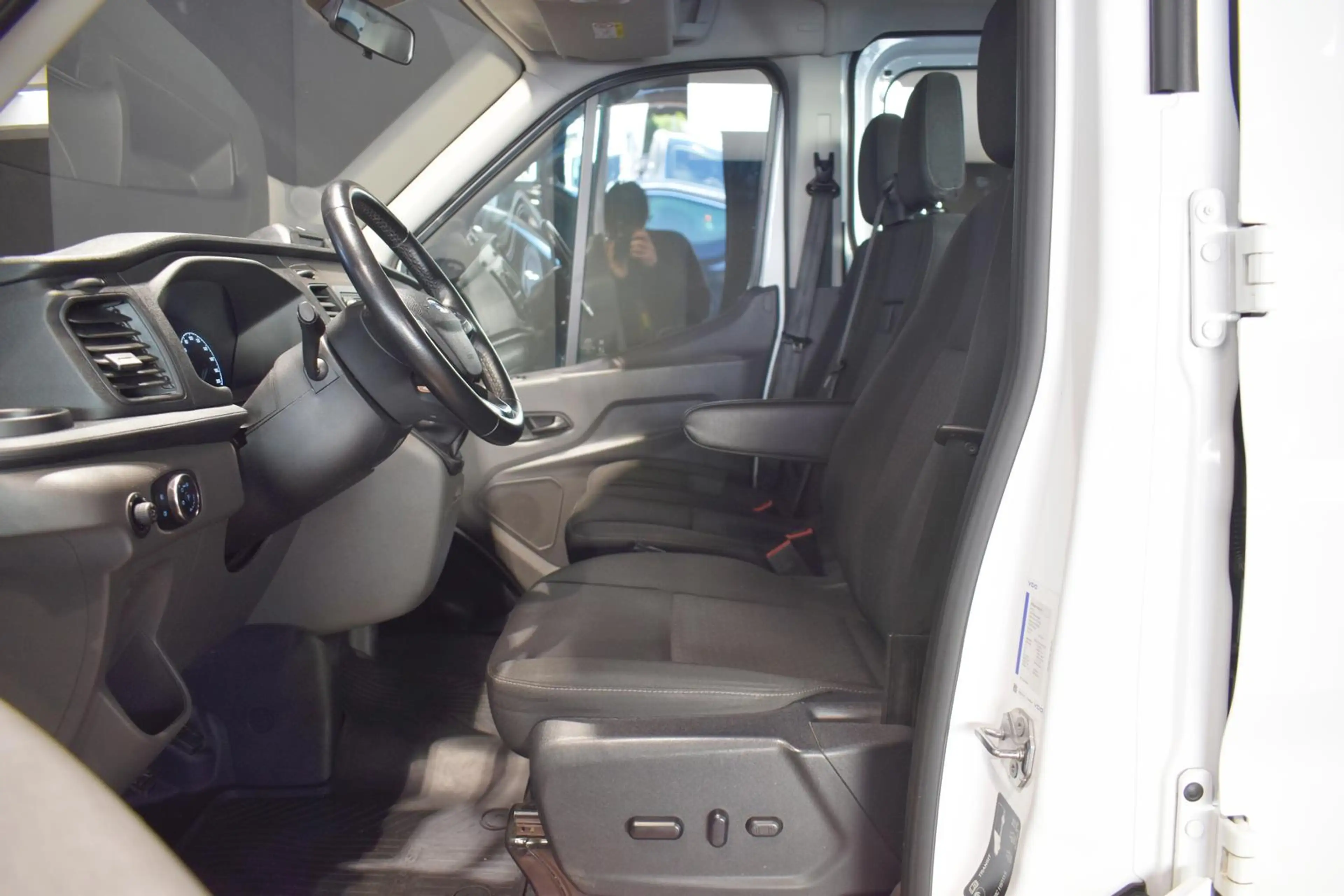 Ford Transit 350 4X4 ALLRAD L3 MAXI DOKA AHK3,5T GRA AC ELEKTRI — photo 12