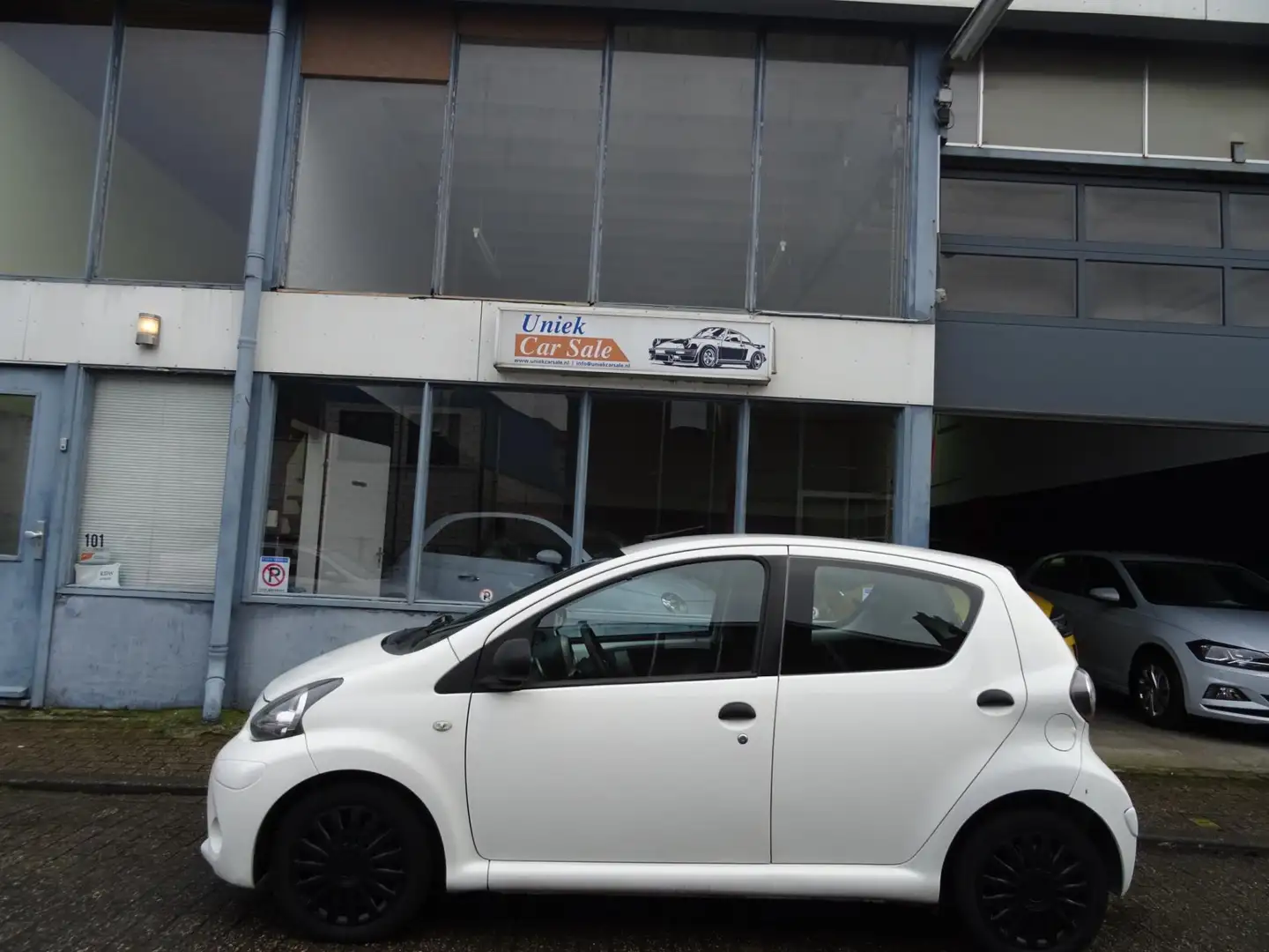 Toyota Aygo 1.0 VVT-i Comfort Wit - 2