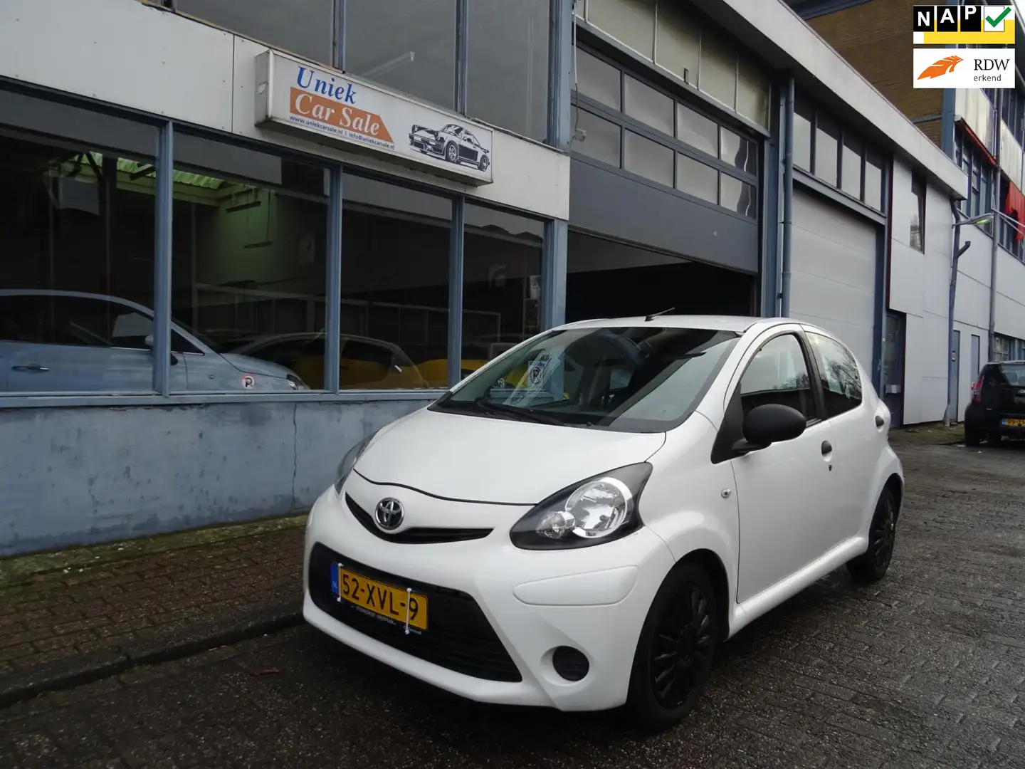 Toyota Aygo 1.0 VVT-i Comfort Wit - 1