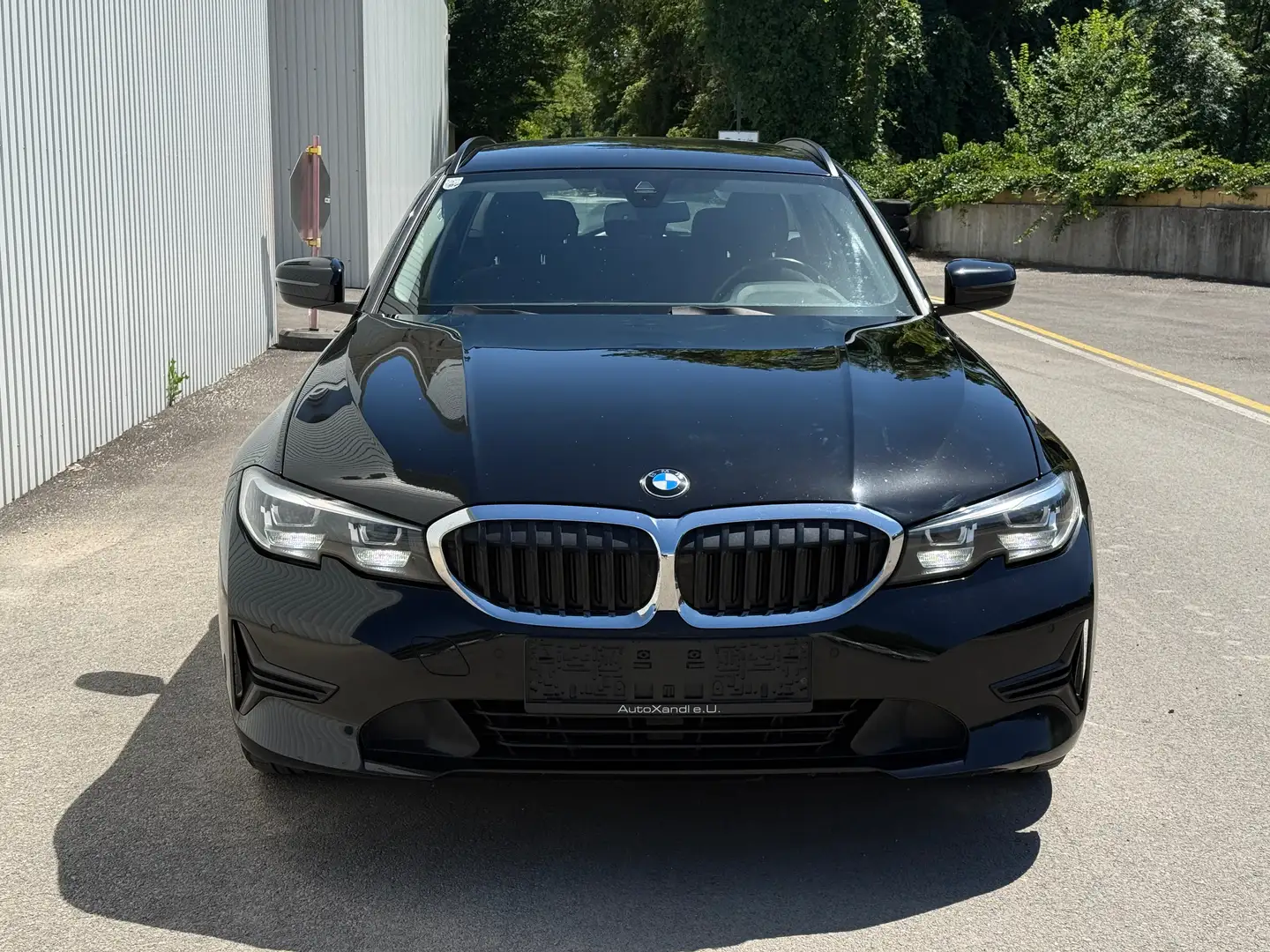 BMW 316 316d 48 V Touring Aut. *AppleCarplay*LED* Schwarz - 2