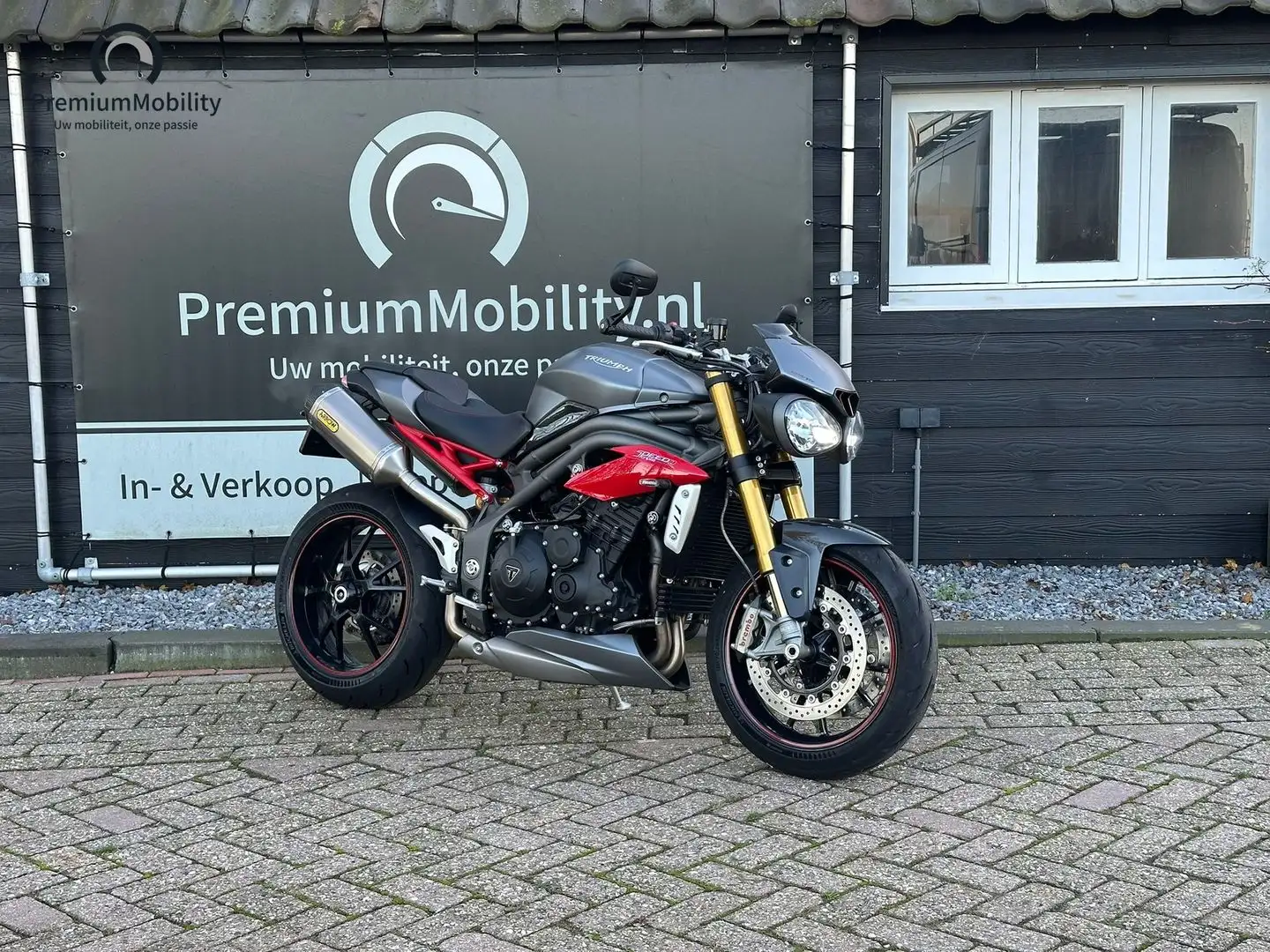 Triumph Speed Triple R Grijs - 1