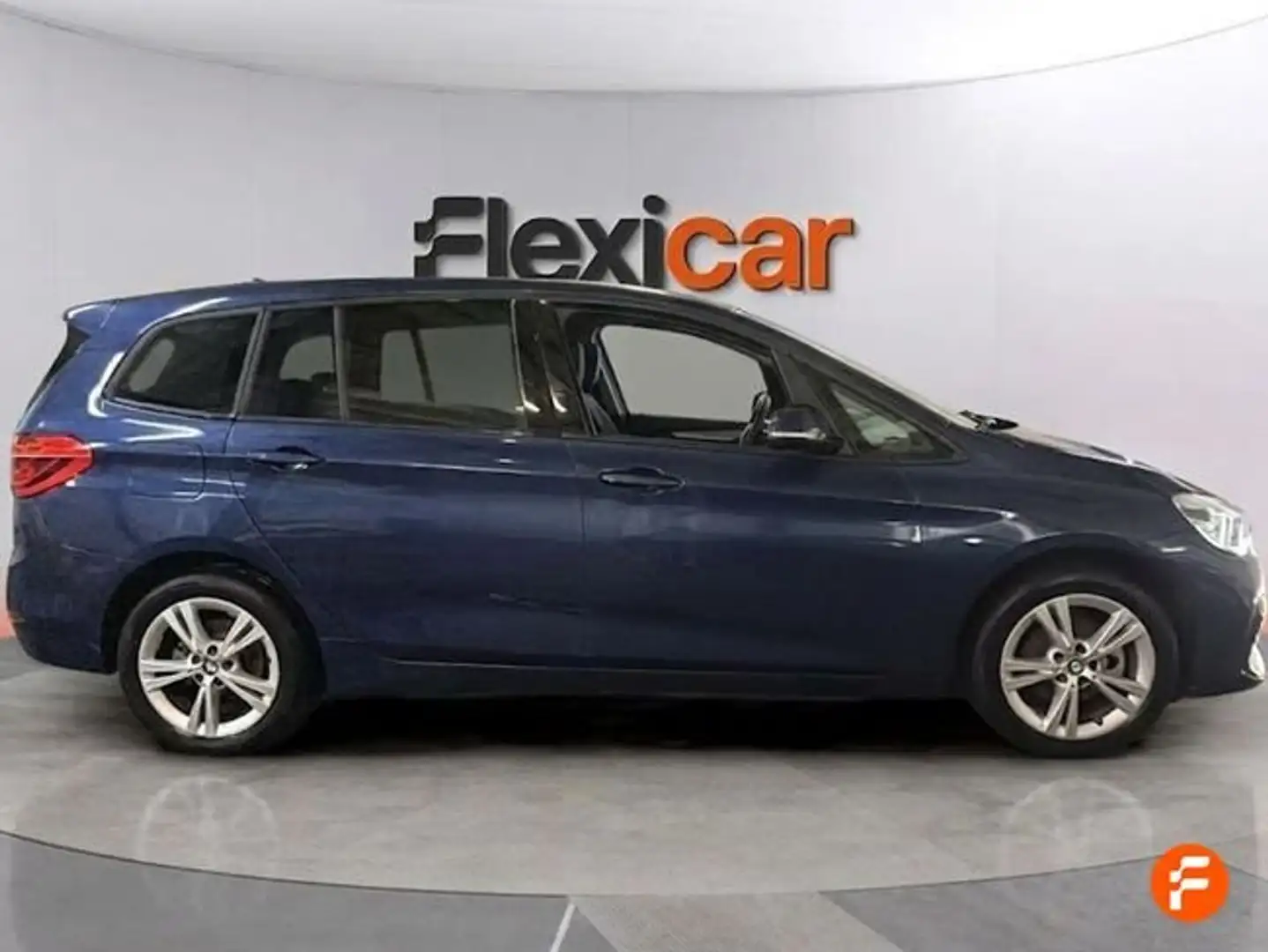BMW 216 216i - 5P (2020) Azul - 2