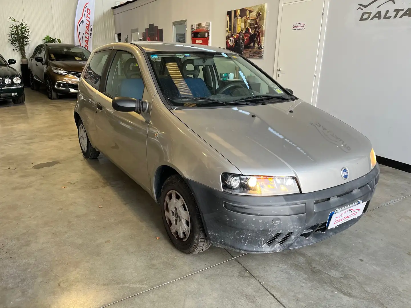Fiat Punto 3p 1.2 Gris - 1