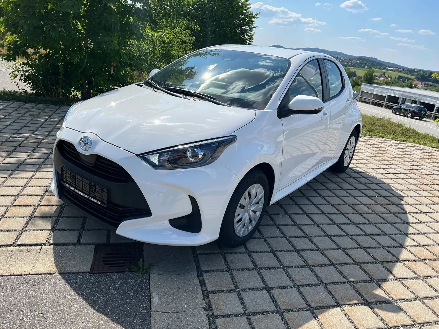 Toyota Yaris Comfort Wit - 1