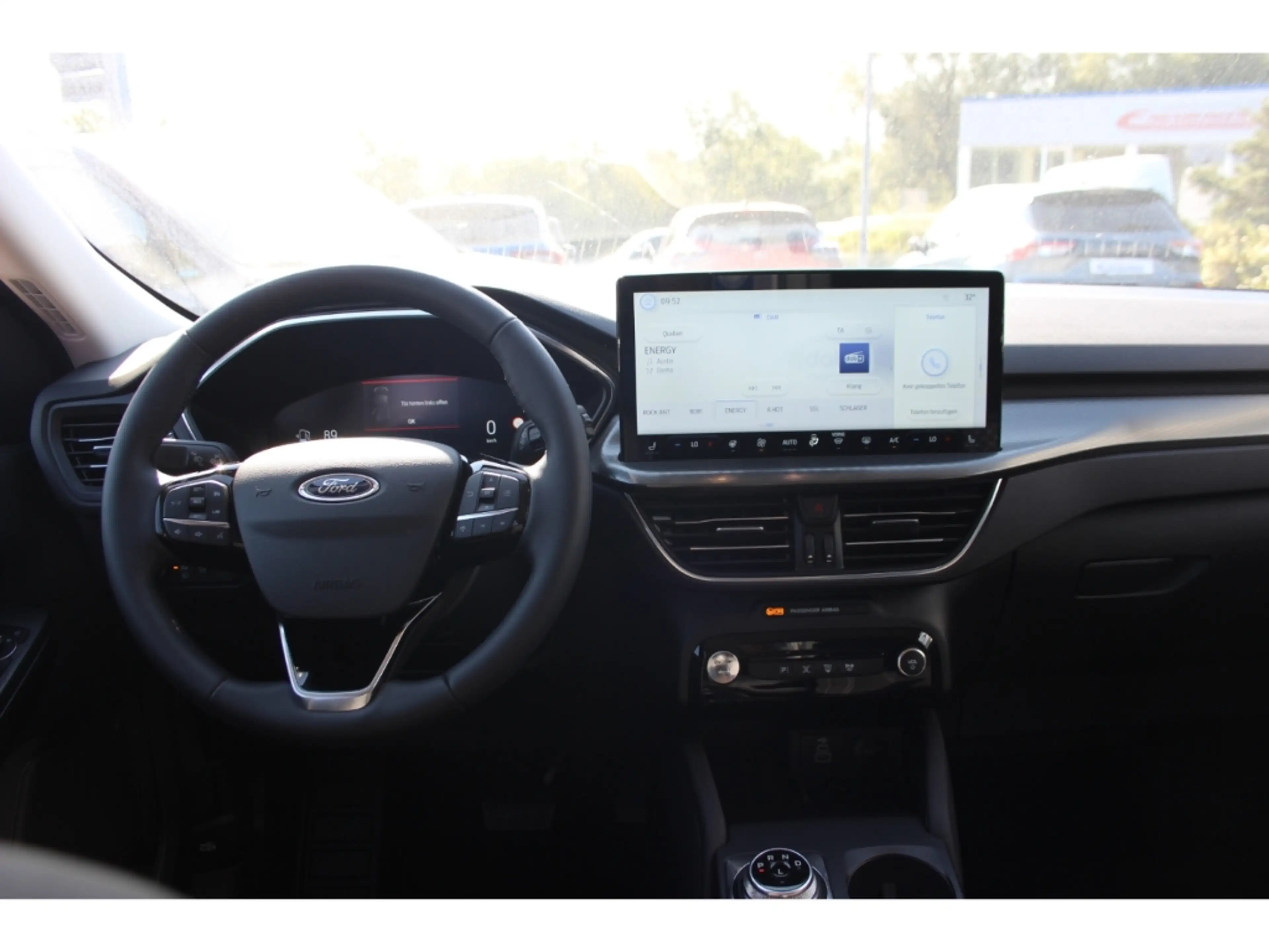 Ford Kuga 2.5 Titanium FHEV Winterpaket Garantie 18'' — photo 15