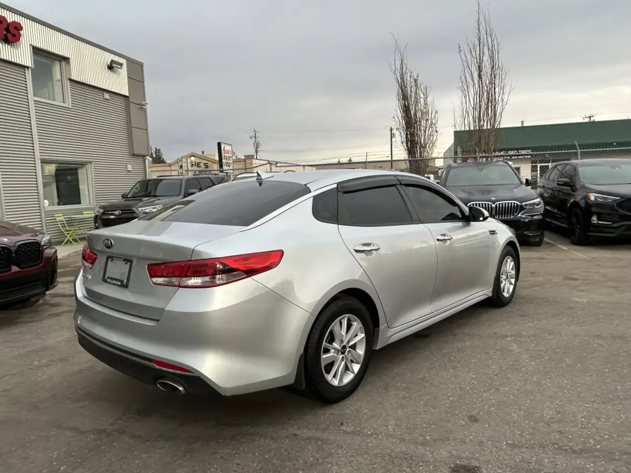 Kia Optima снимка Kia Optima