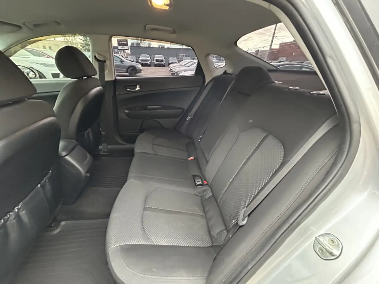 Kia Optima снимка Kia Optima
