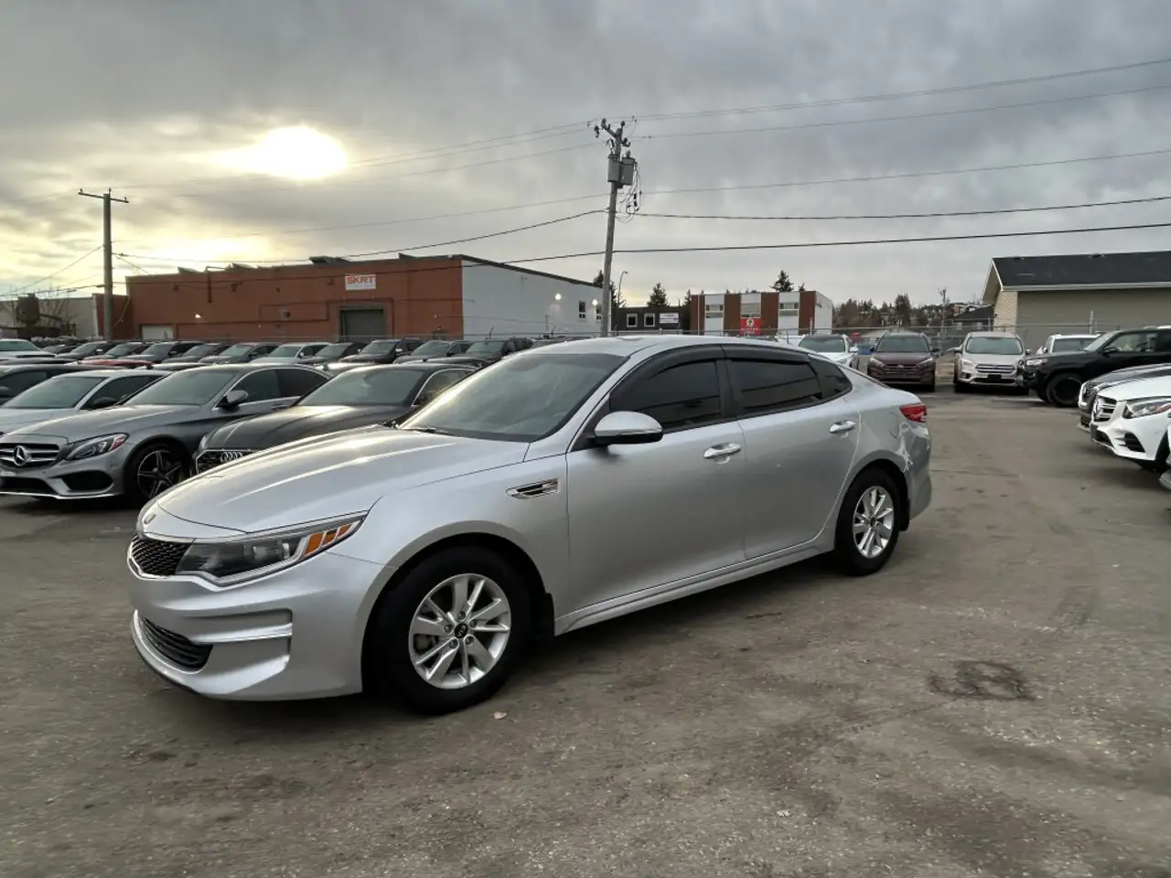 Kia Optima снимка Kia Optima