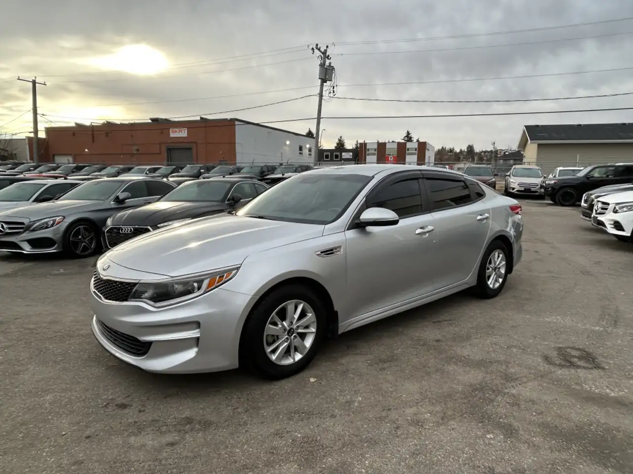 Kia Optima снимка Kia Optima
