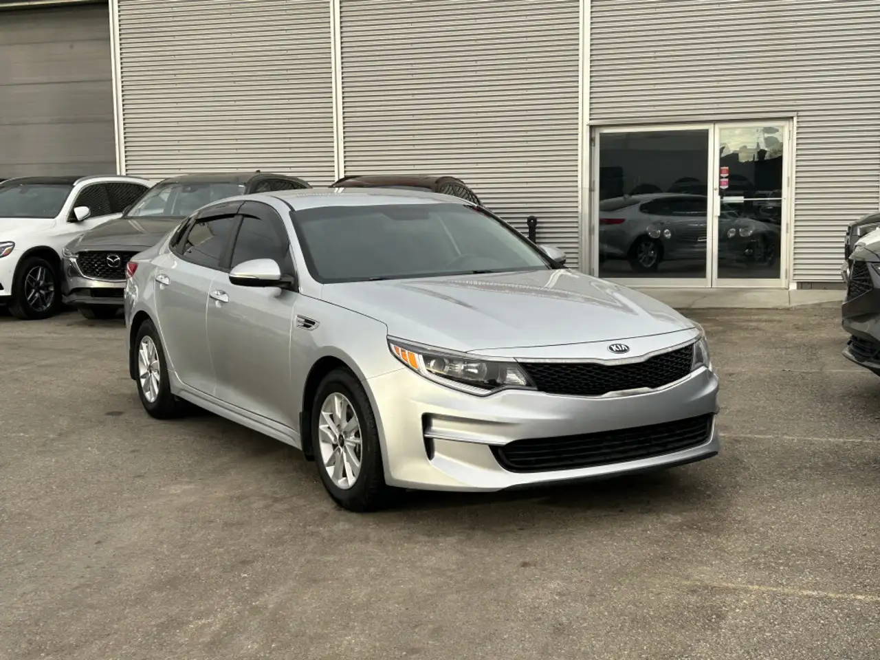 Kia Optima снимка Kia Optima