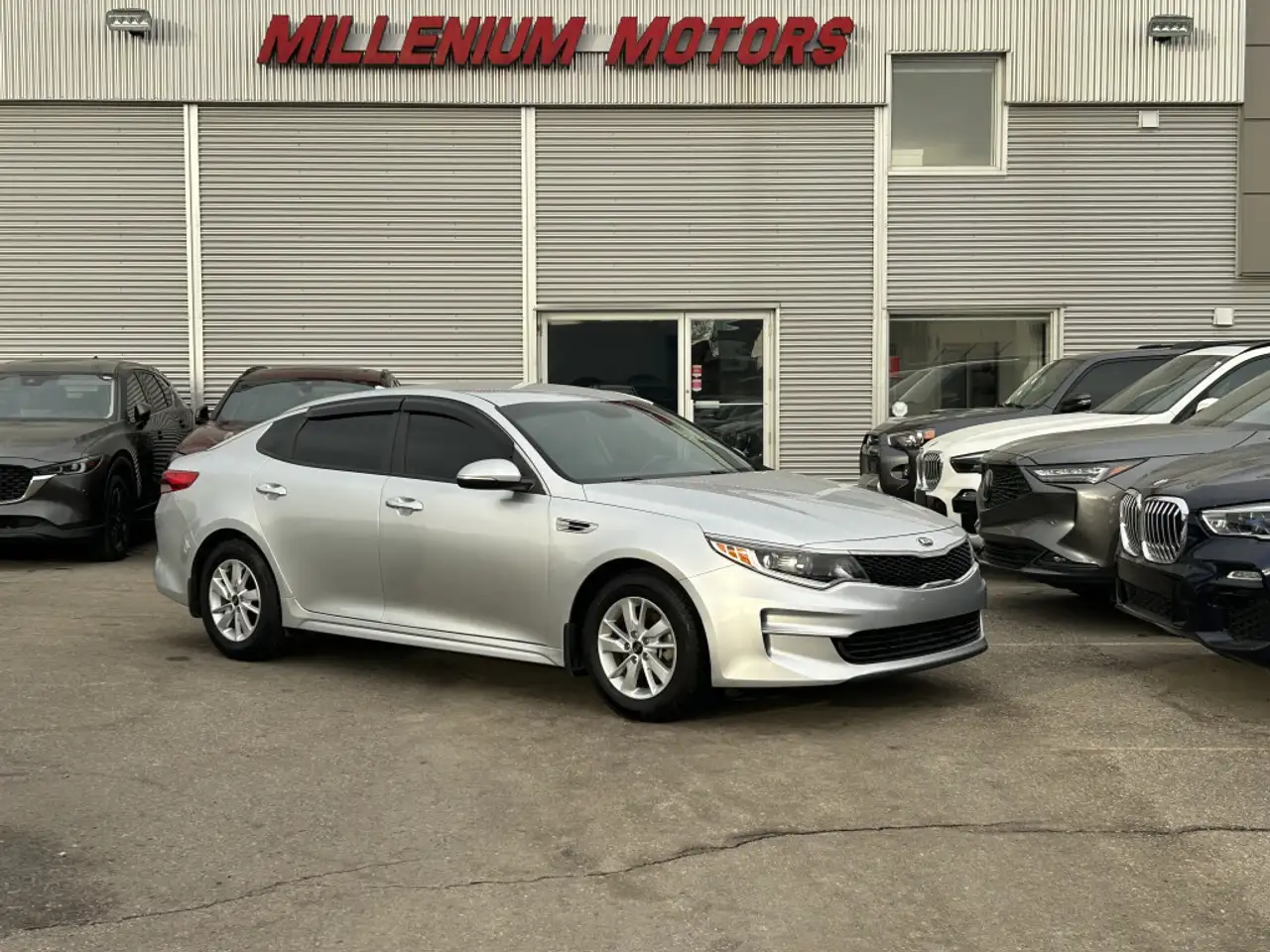 Kia Optima снимка Kia Optima
