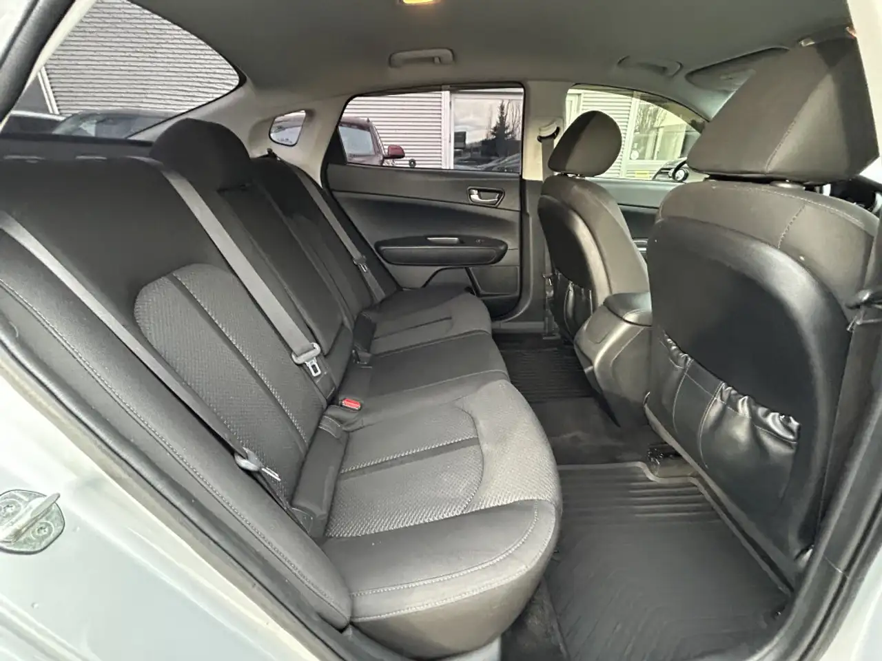 Kia Optima снимка Kia Optima