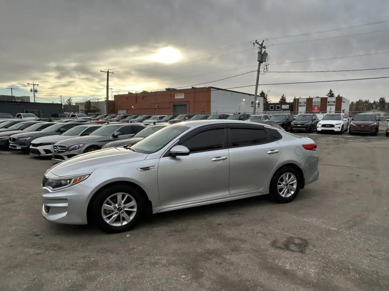 Kia Optima снимка Kia Optima