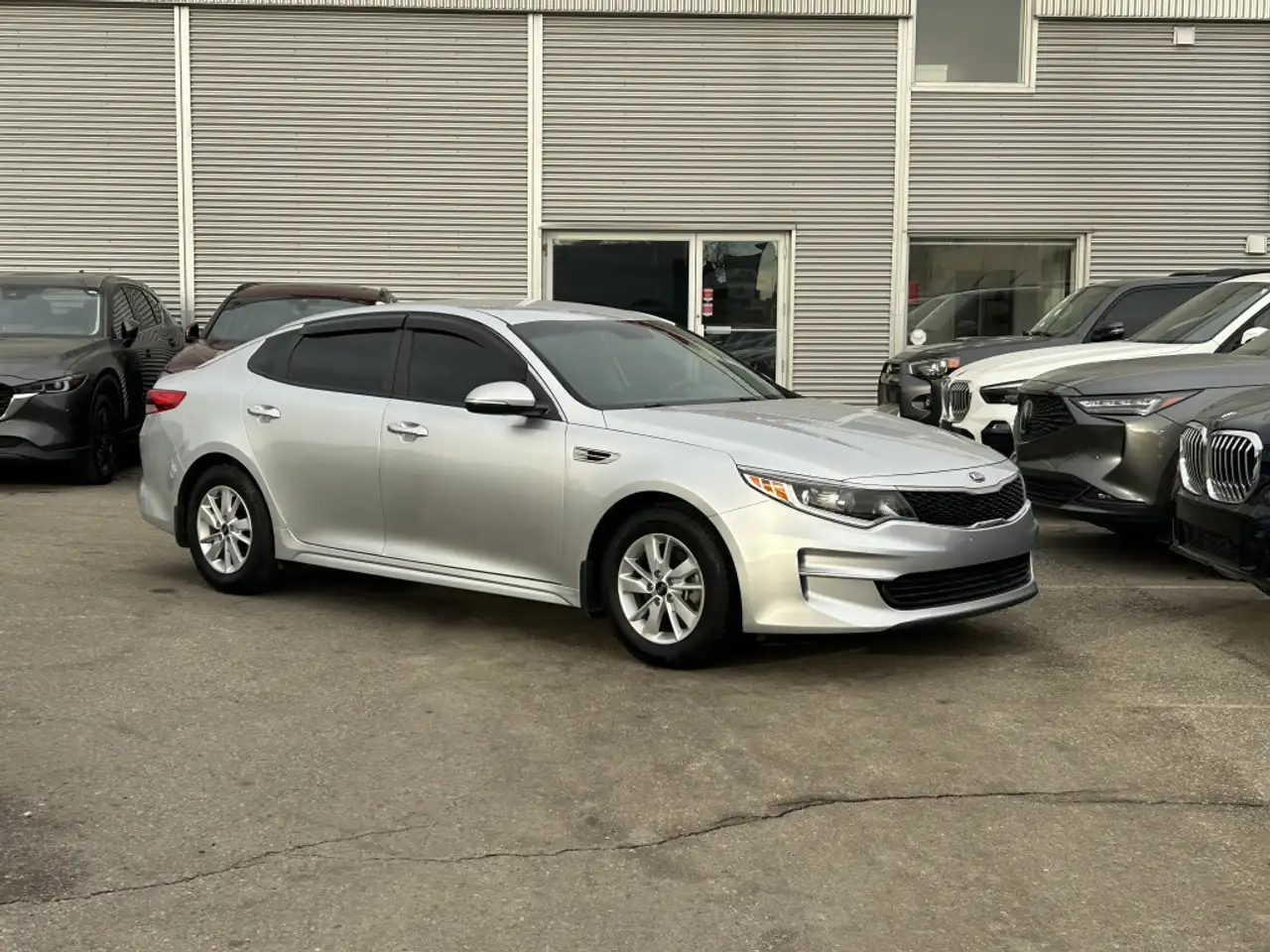 Kia Optima снимка Kia Optima