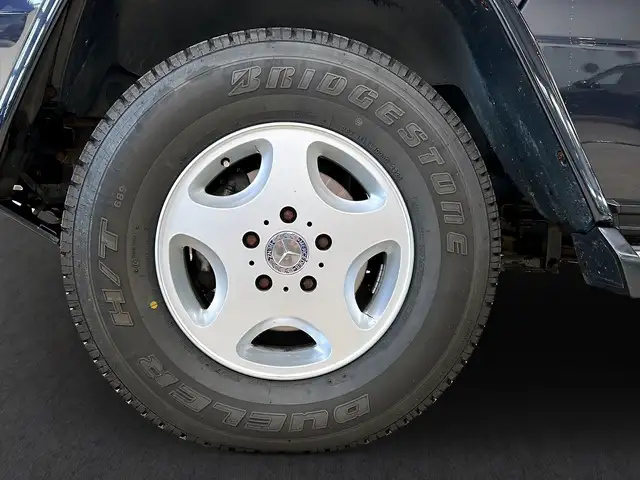 Mercedes-Benz G-Class view 4