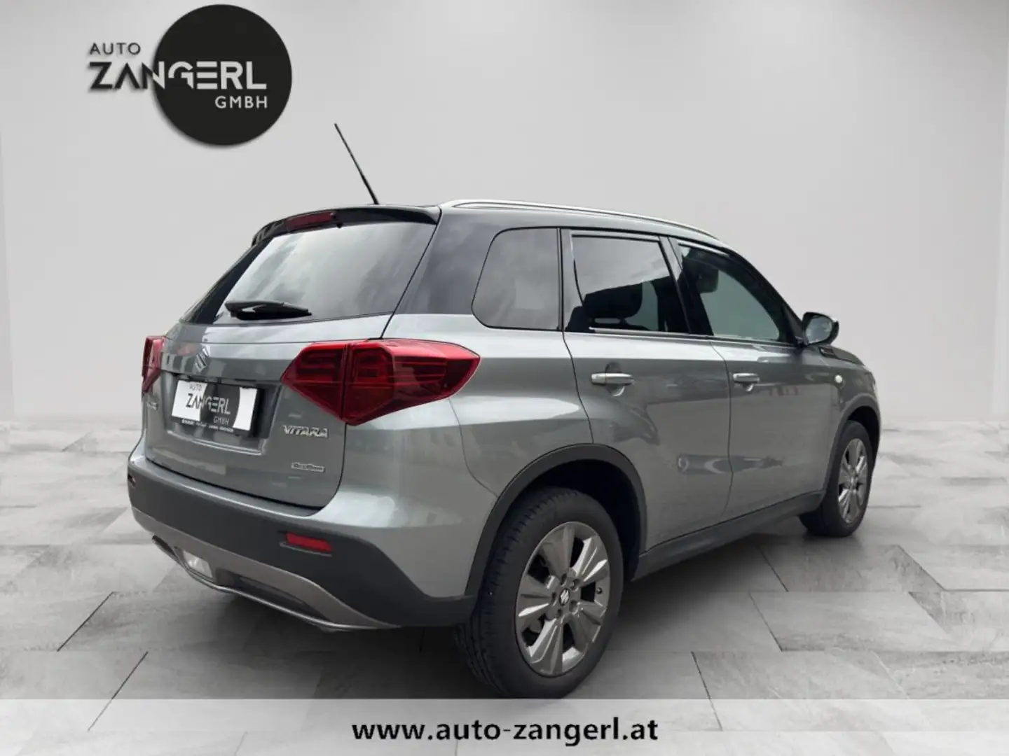 Suzuki Vitara 1,4 Allgrip Hybrid Shine MT Silber - 2