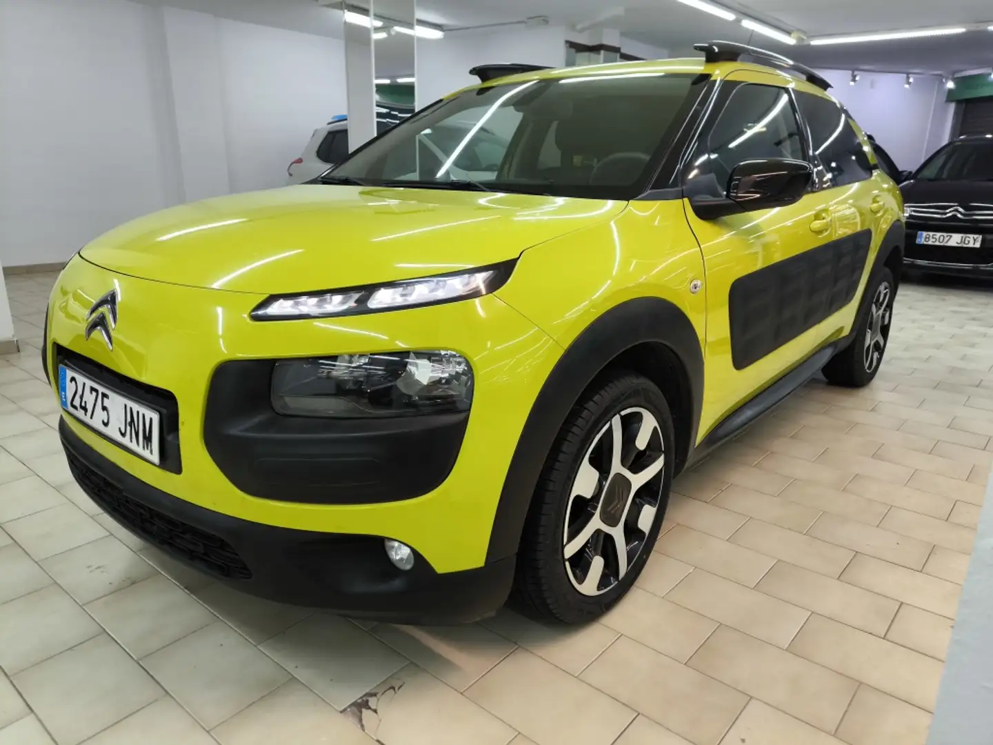 Citroen C4 Cactus 1.2 PureTech Feel Edition 82 Amarillo - 2