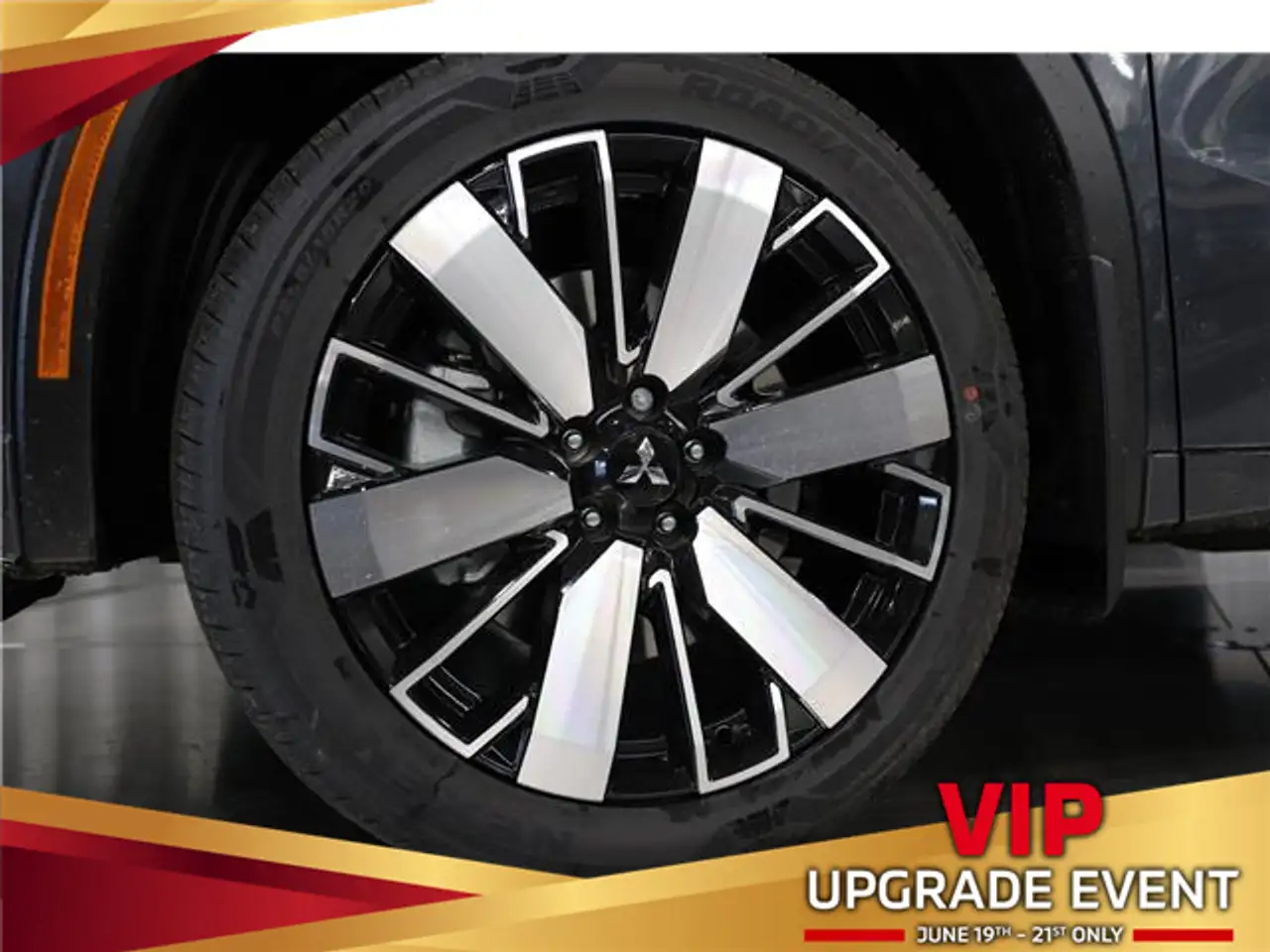 Mitsubishi Outlander photo Mitsubishi Outlander