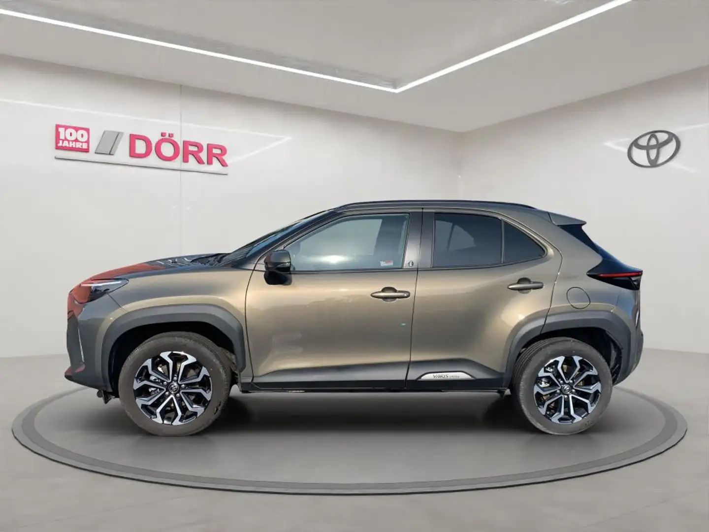 Toyota Yaris Cross Hybrid 130 1.5 VVT-i Team D Winter-Paket* Grau - 2