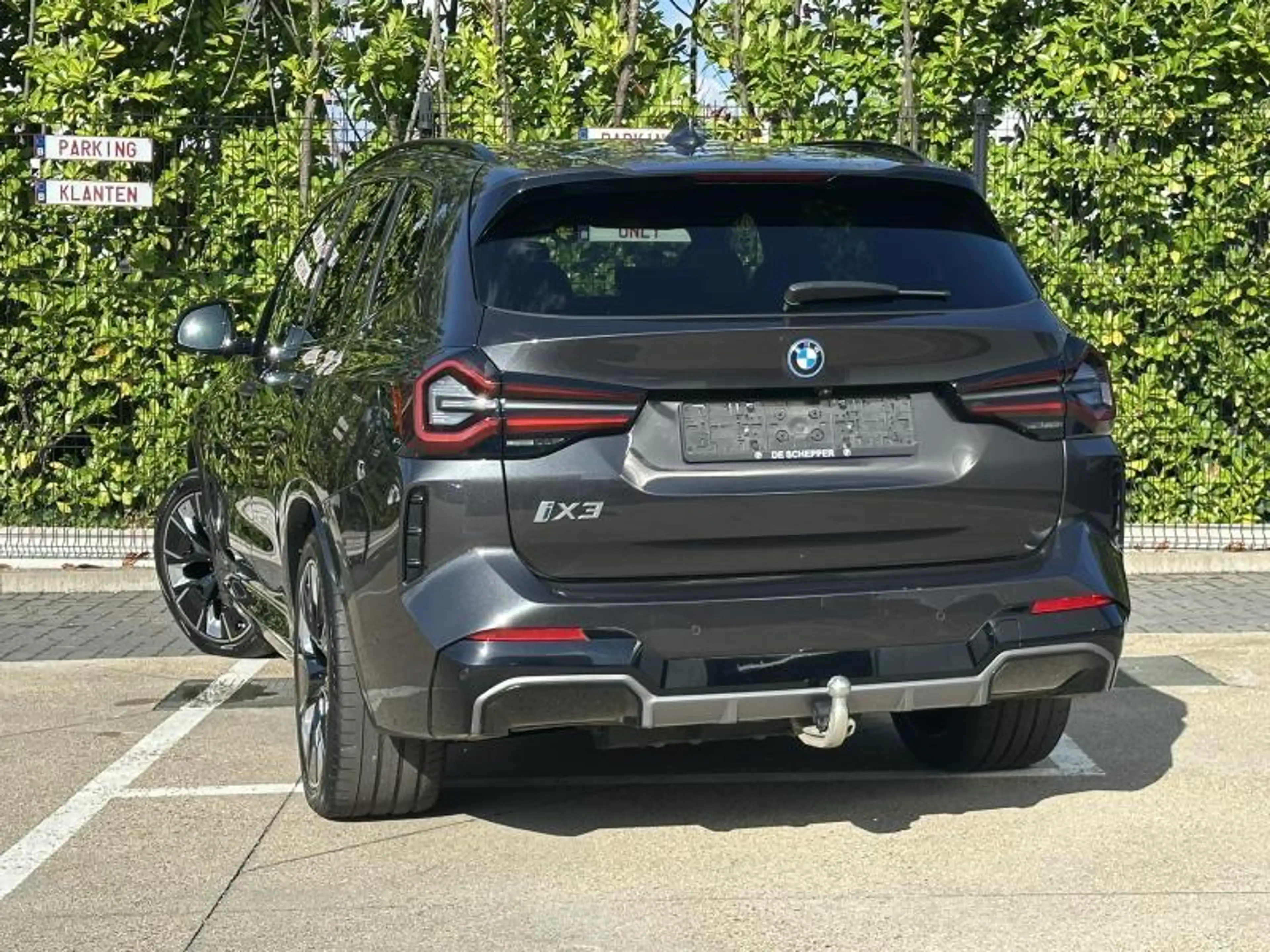 BMW iX3 Impressive — photo 5