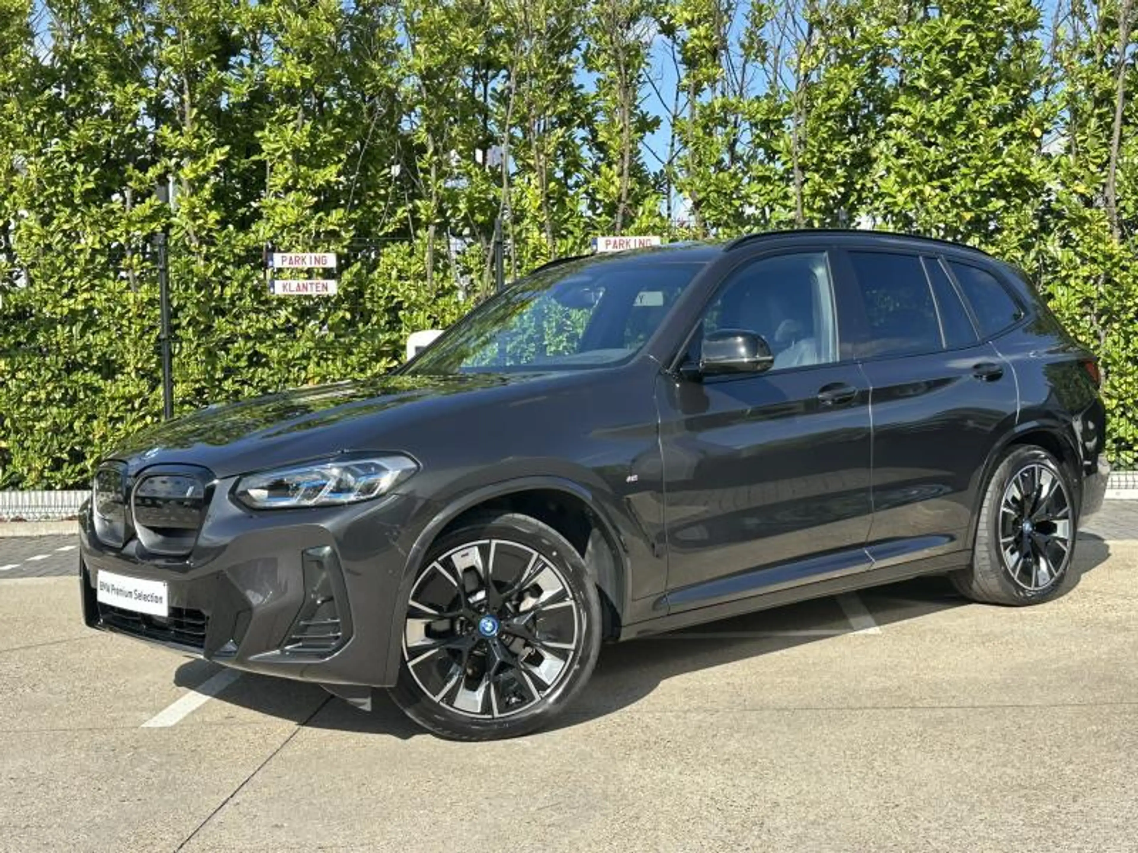 BMW iX3 Impressive