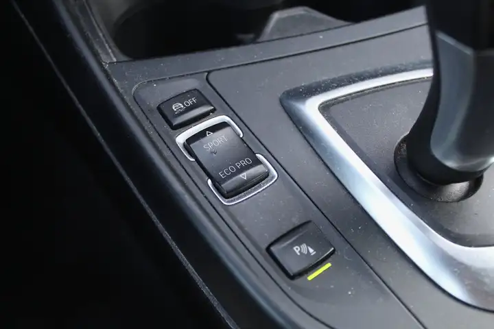 BMW Serie 1 2014, foto 15