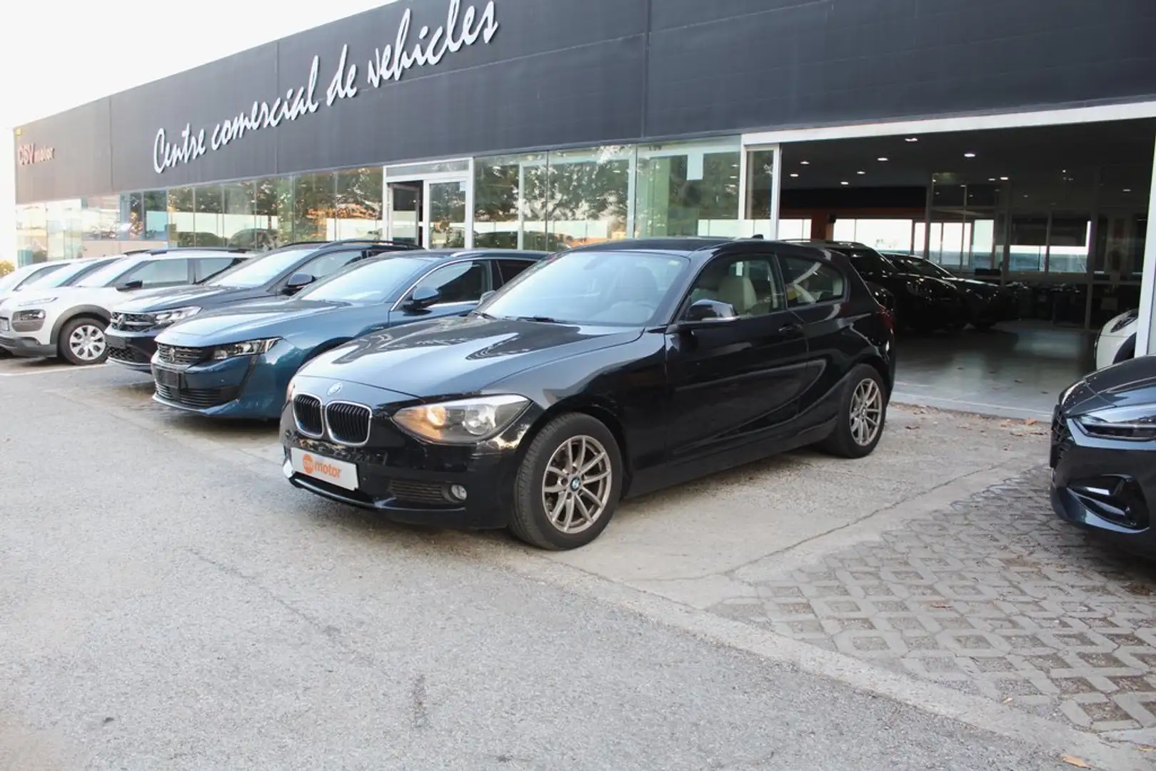 BMW 116 116iA - 1