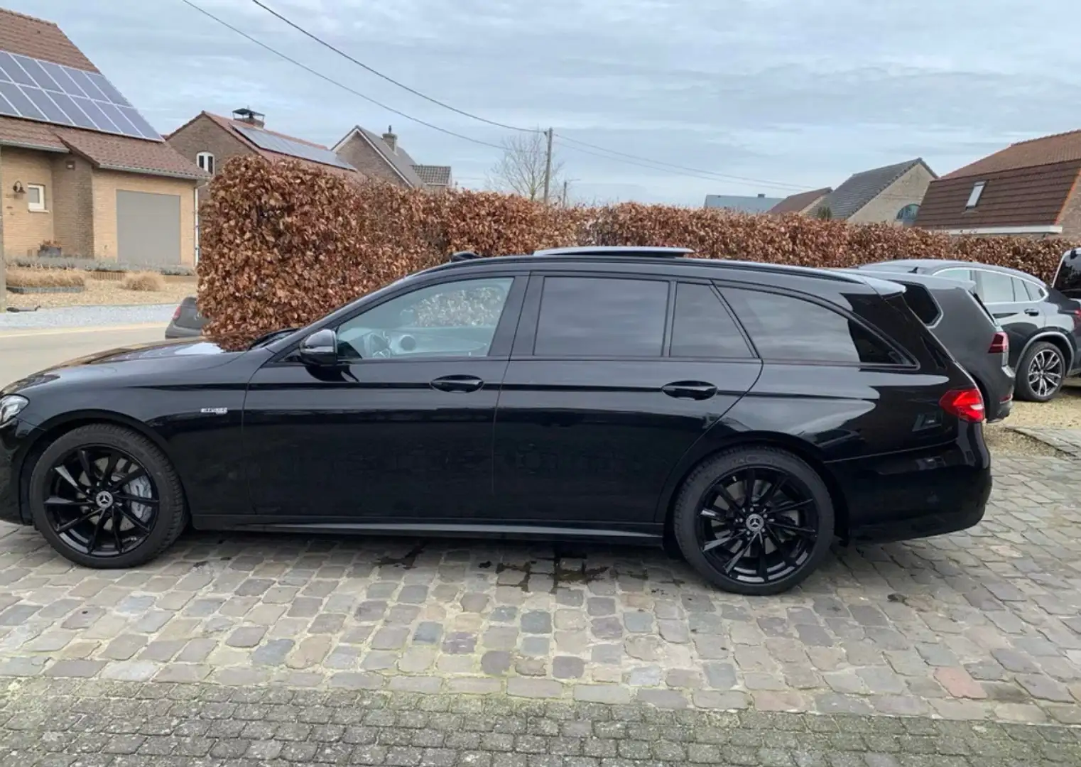 Mercedes-Benz E 43 AMG 4Matic T 9G-TRONIC - 1