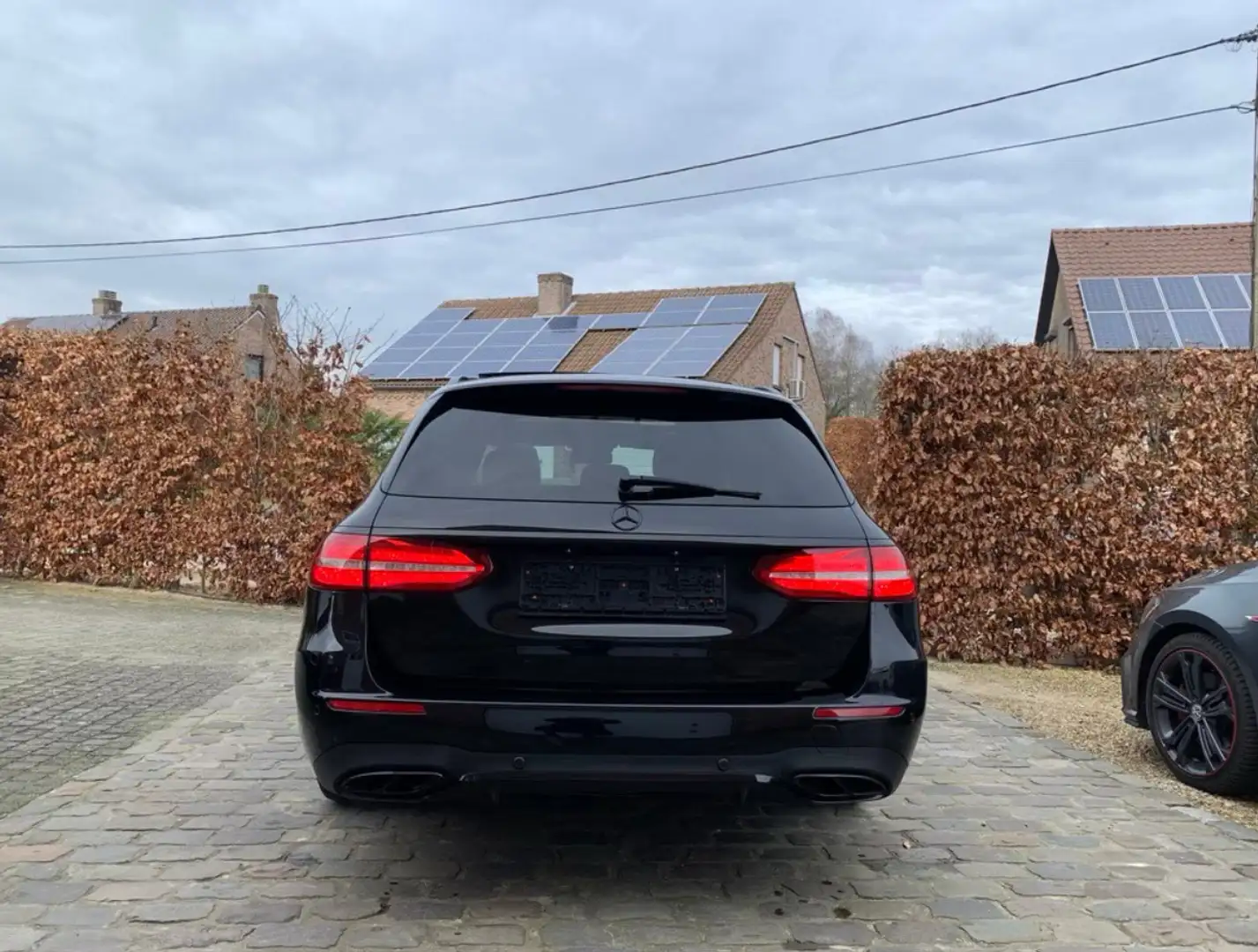 Mercedes-Benz E 43 AMG 4Matic T 9G-TRONIC - 2