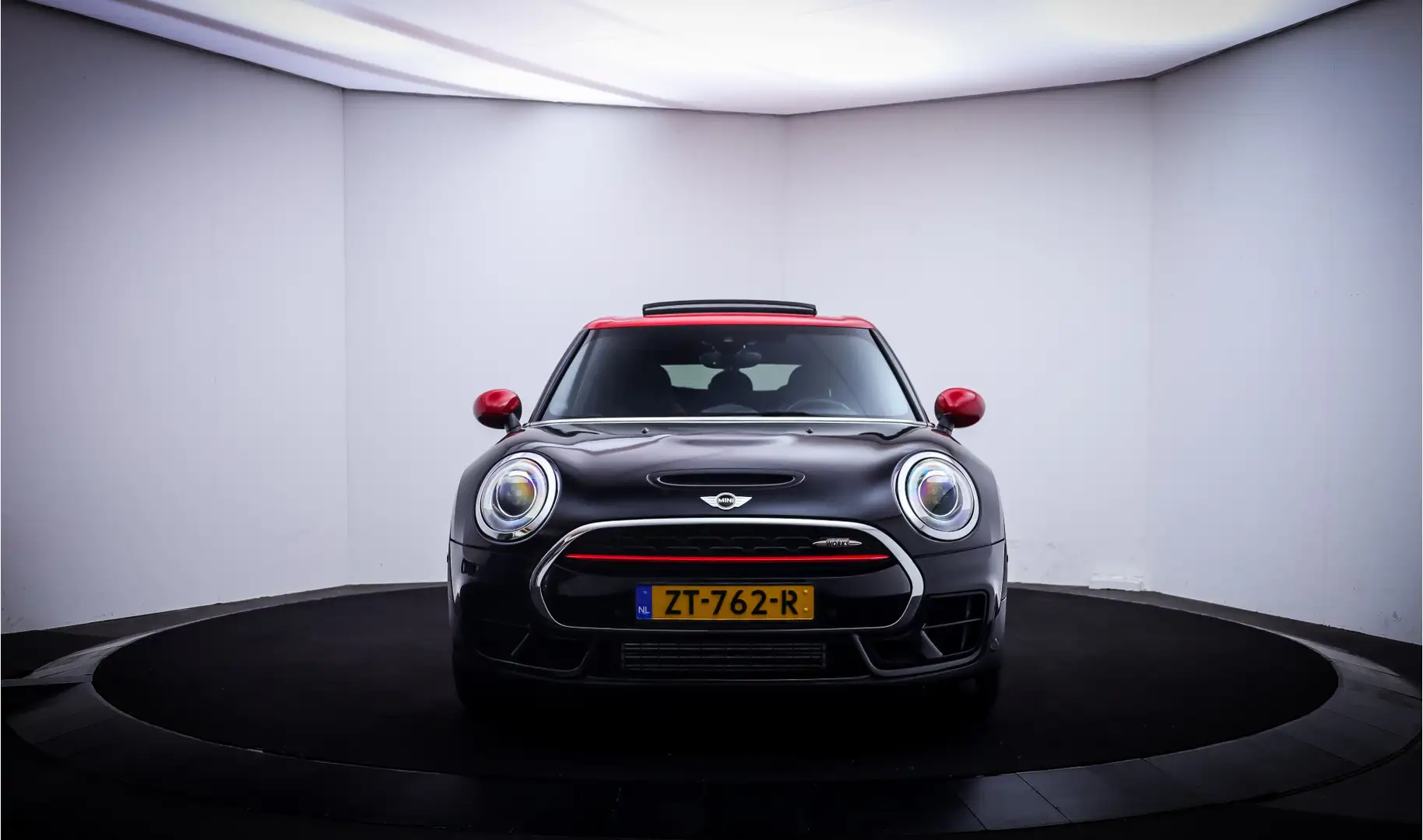 MINI John Cooper Works Clubman Mini 2.0 ALL4 Chili PANO | HARMAN KARDON | HEAD UP Zwart - 2