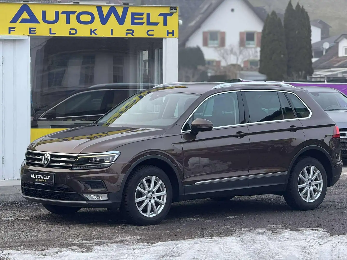 Volkswagen Tiguan Comfortline BMT 4Motion ALLRAD DSG AUTOMATIK *AHK Braun - 1