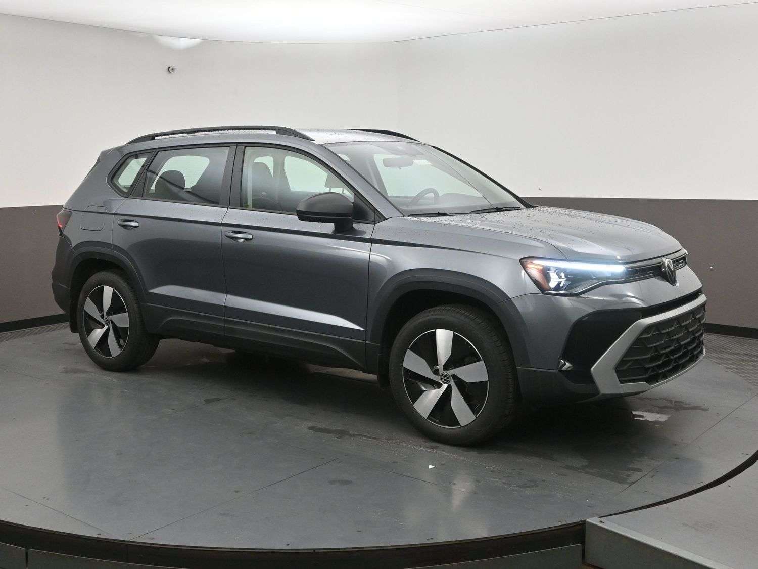 2026 Volkswagen Taos Trendline 4Motion
