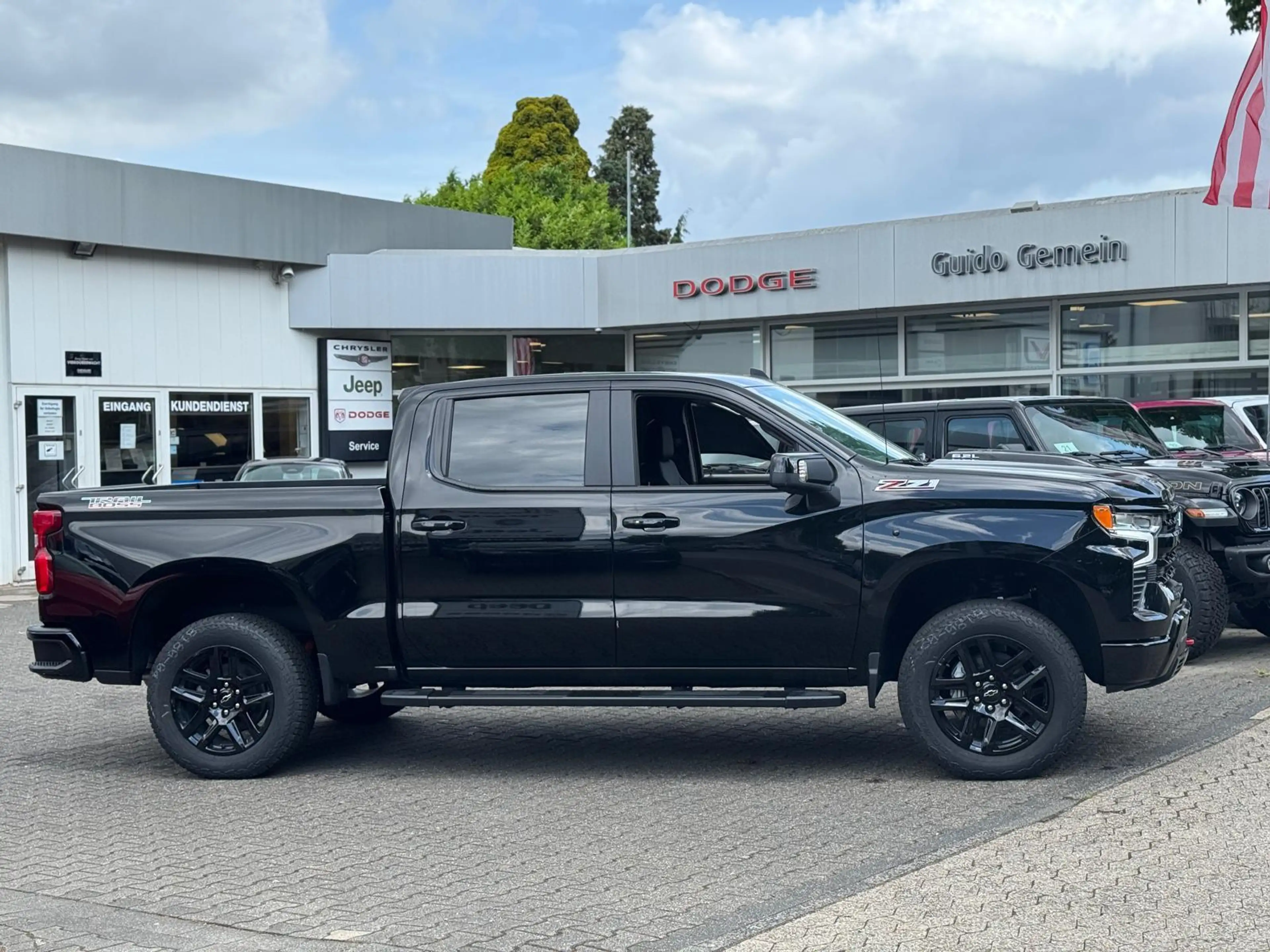 Chevrolet Silverado 6.2 V8 LT Trail Boss 2026 — photo 3