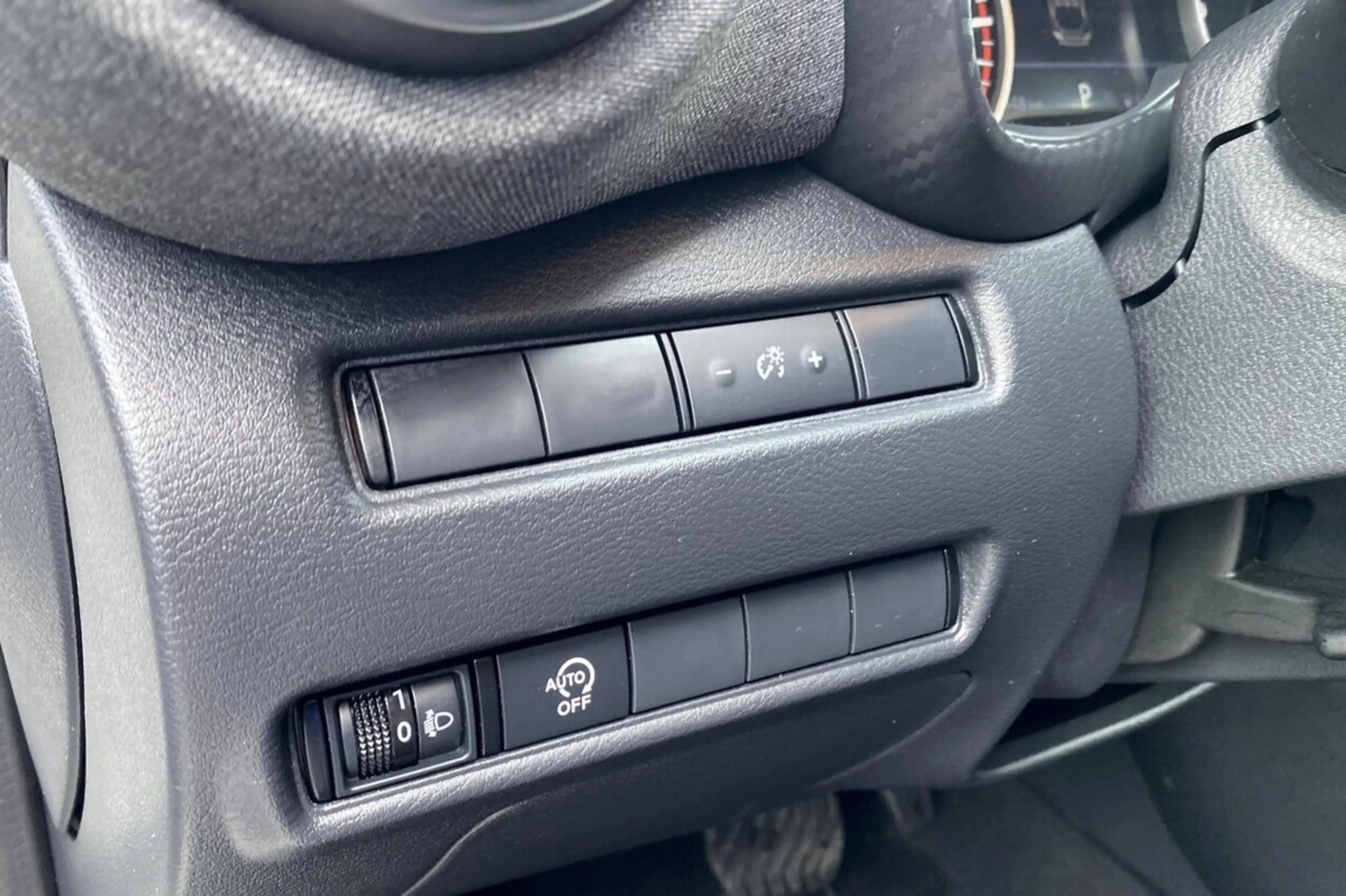 Nissan Juke 1.0 DIG-T 114 DCT ACENTA Camera ar, cr controle... — photo 14