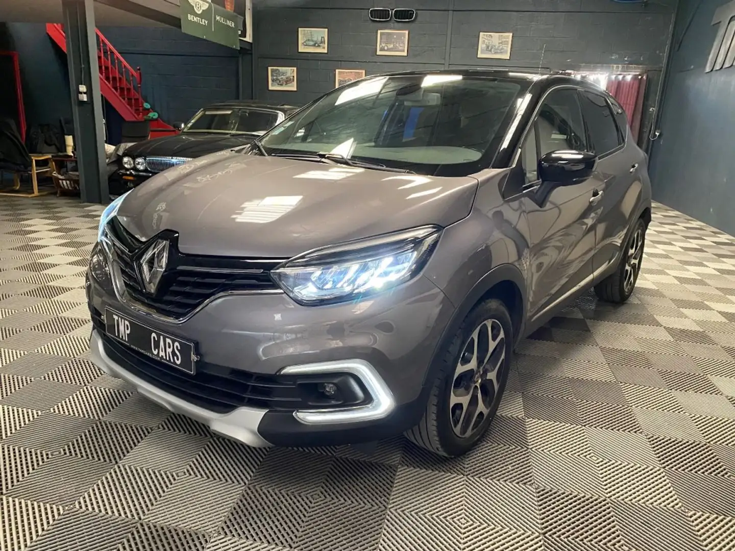 Renault Captur 0.9i - 12V TURBO TCE 90 Grijs - 2
