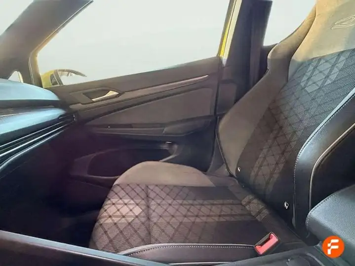 Volkswagen Golf 2021, foto 25