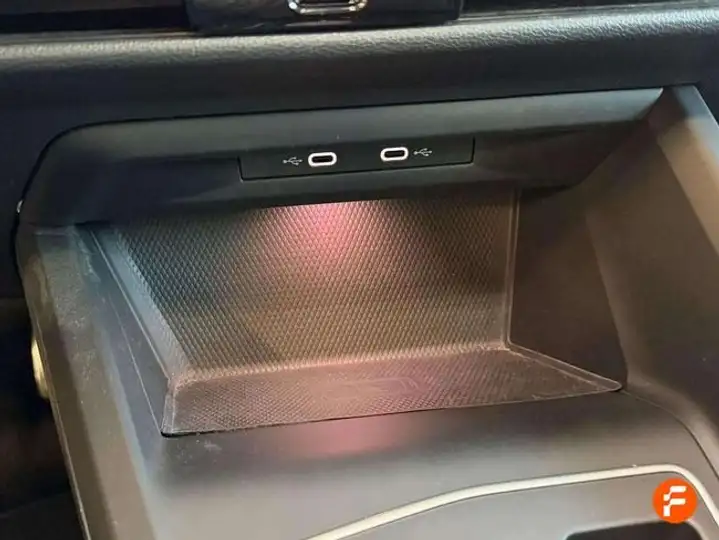 Volkswagen Golf 2021, foto 21